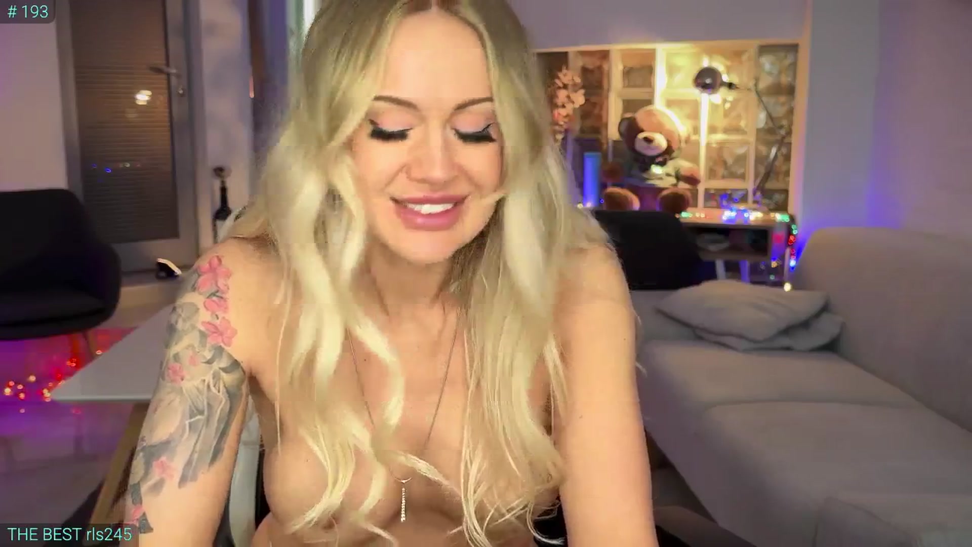 Gallery image thumbnail from AlexiAngel's myfreecams stream on, 03/26/2025, 07:37 image 20 of 20