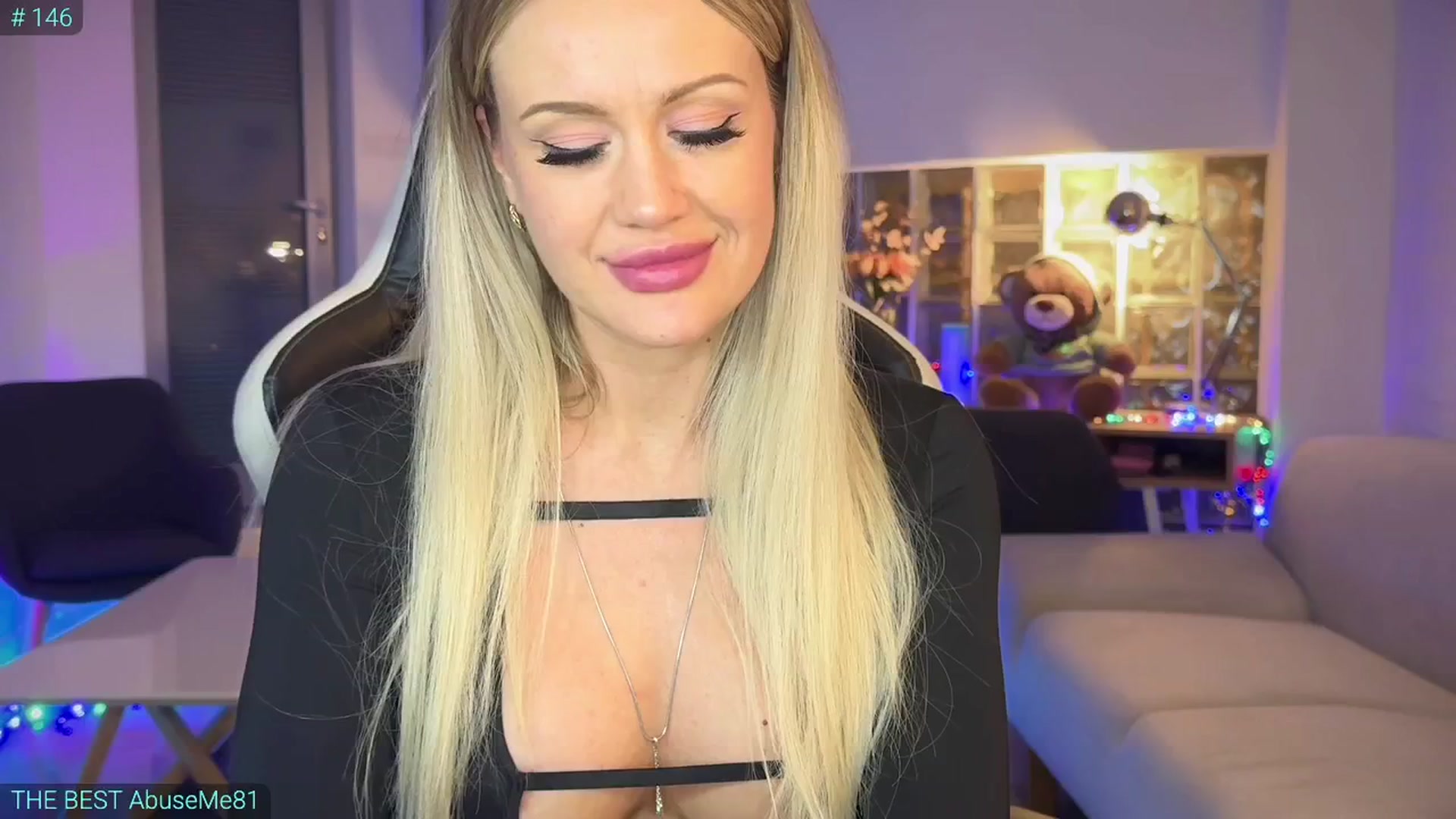 Gallery image thumbnail from AlexiAngel's myfreecams stream on, 04/15/2025, 17:57 image 3 of 20