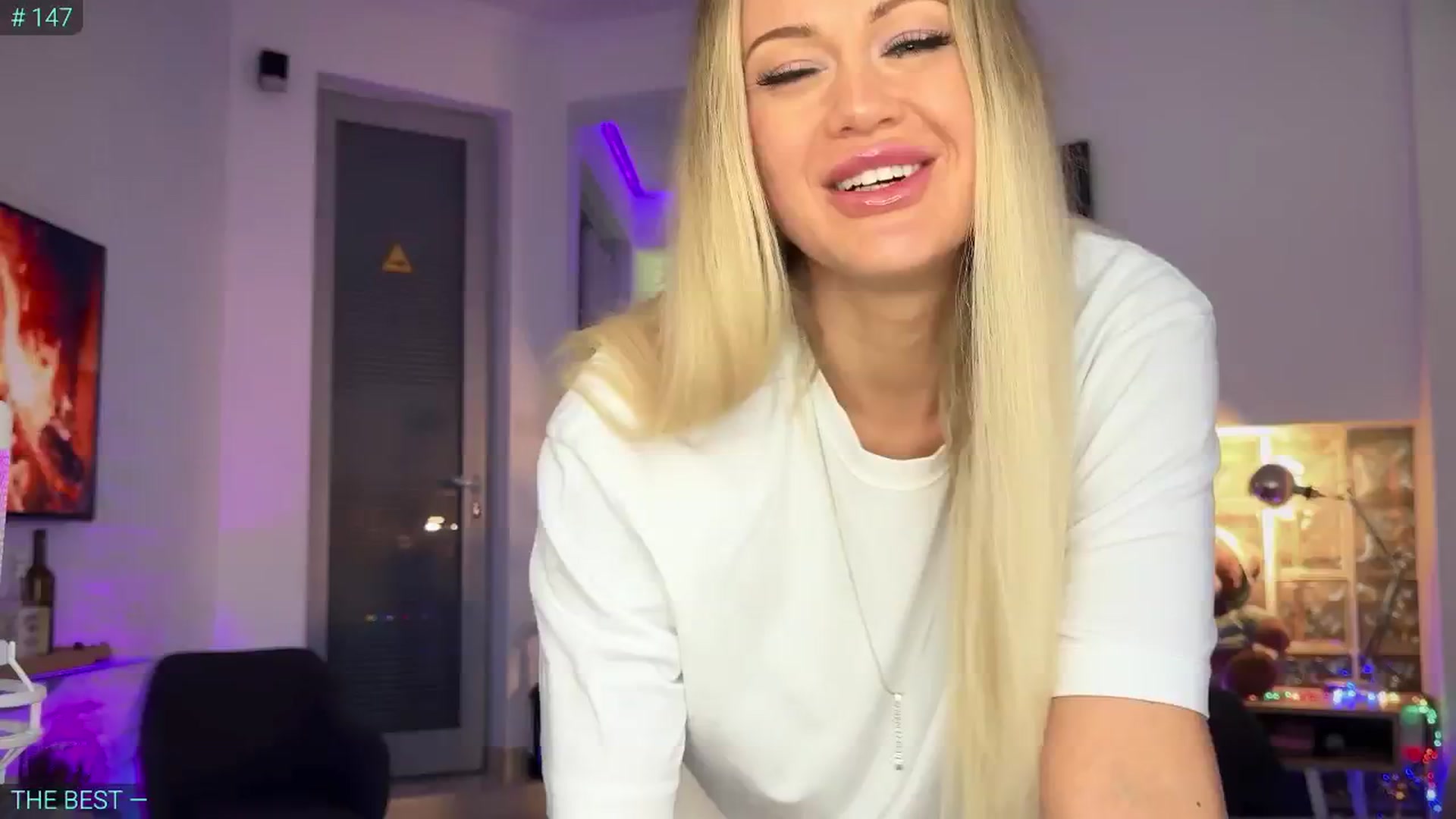 Gallery image thumbnail from AlexiAngel's myfreecams stream on, 04/16/2025, 05:59 image 12 of 20