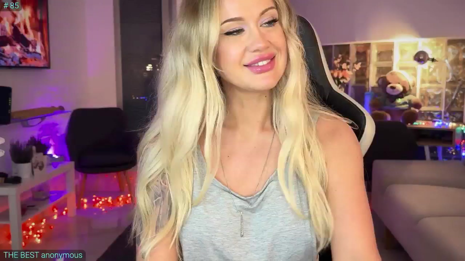 Gallery image thumbnail from AlexiAngel's myfreecams stream on, 04/22/2025, 17:33 image 8 of 20