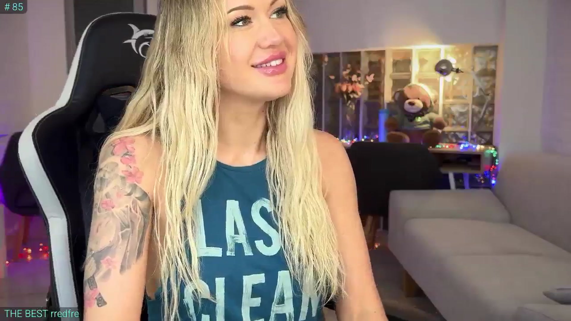 Gallery image thumbnail from AlexiAngel's myfreecams stream on, 04/25/2025, 06:35 image 16 of 20