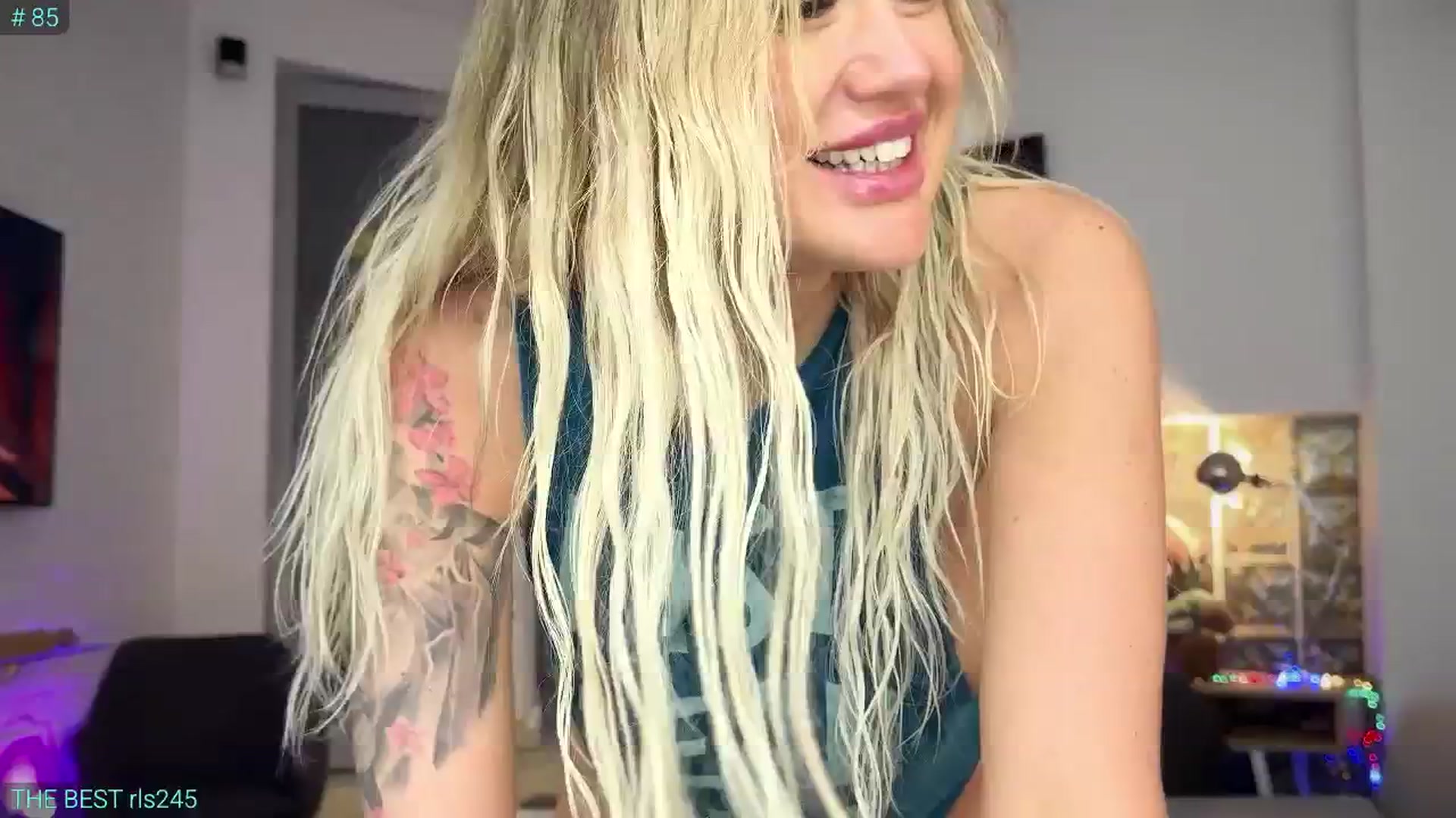 Gallery image thumbnail from AlexiAngel's myfreecams stream on, 04/25/2025, 07:10 image 20 of 20
