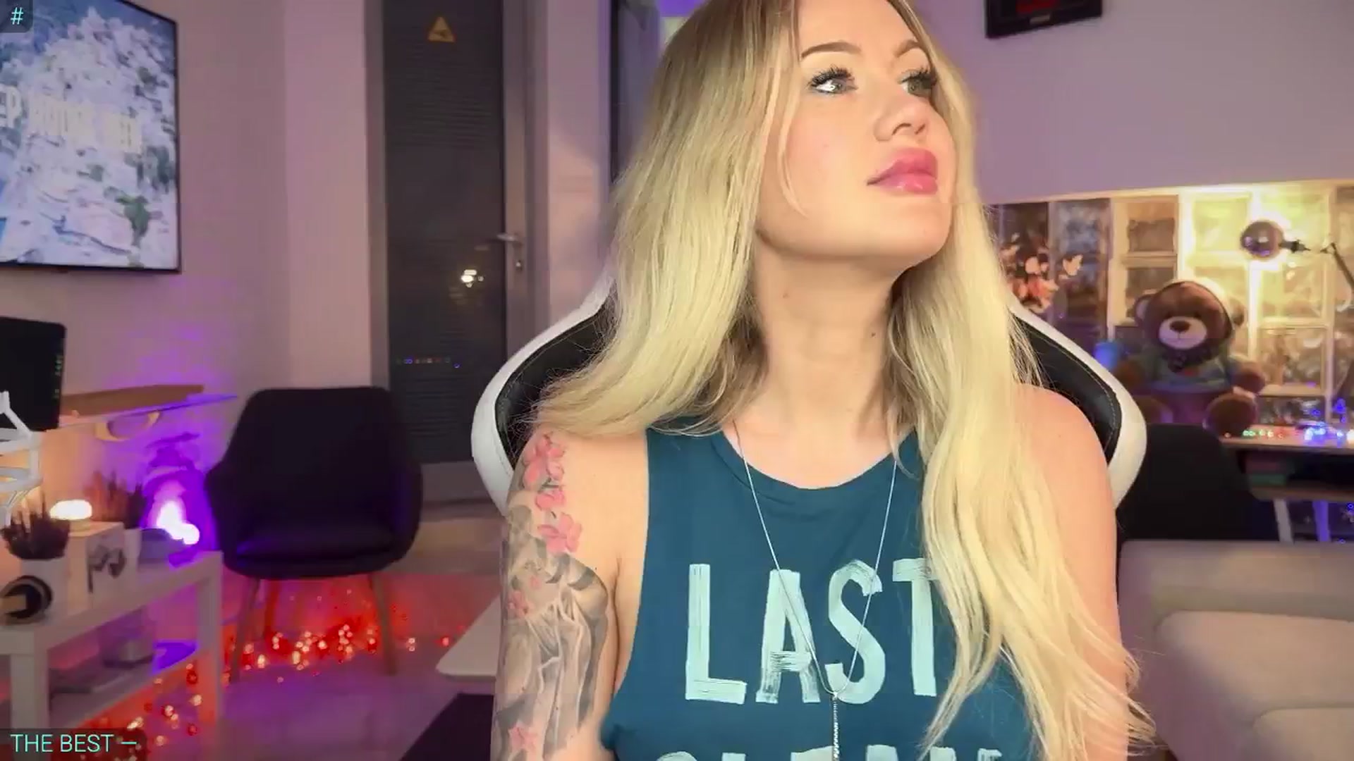 Gallery image thumbnail from AlexiAngel's myfreecams stream on, 05/01/2025, 16:47 image 8 of 20