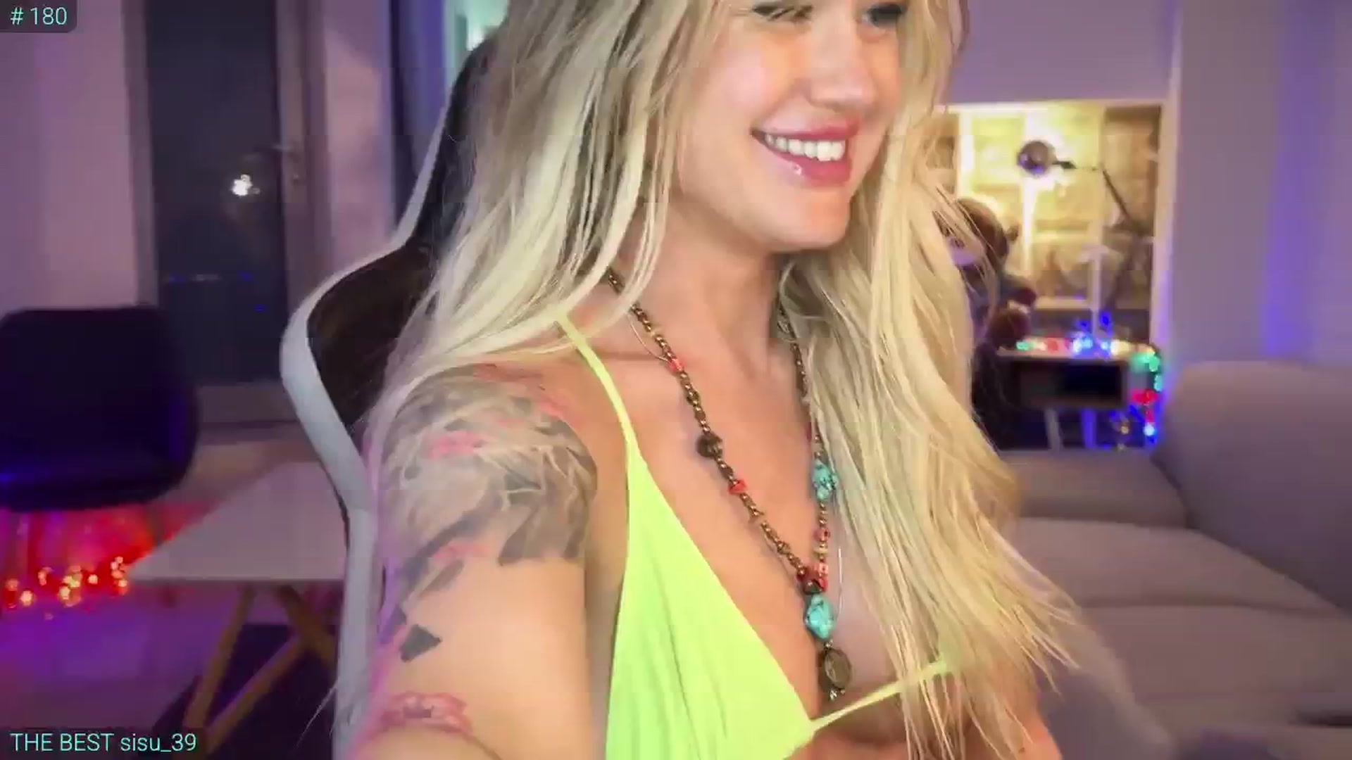 Gallery image thumbnail from AlexiAngel's myfreecams stream on, 05/01/2025, 19:34 image 5 of 20