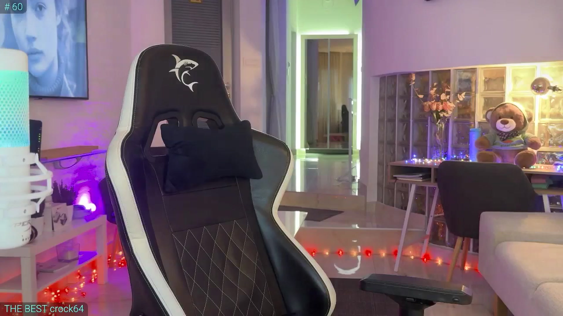 Gallery image thumbnail from AlexiAngel's myfreecams stream on, 05/02/2025, 18:16 image 10 of 20