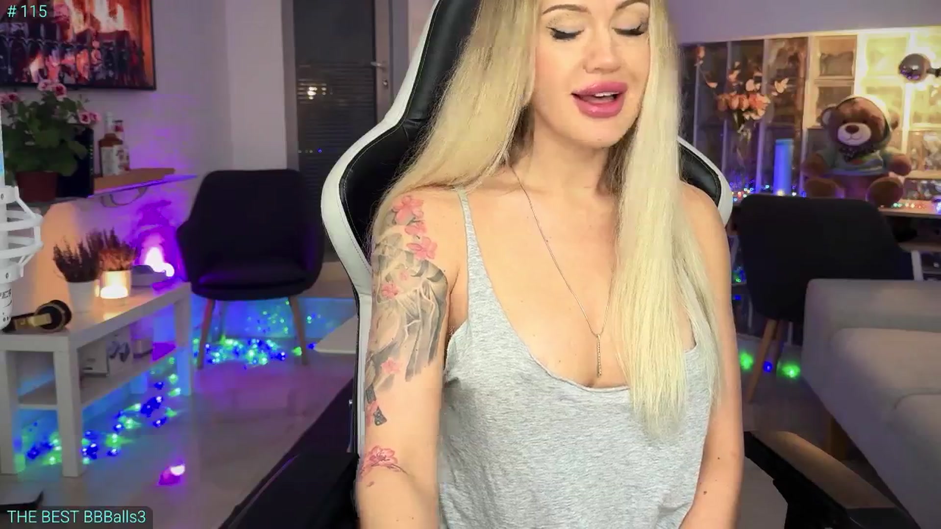 Gallery image thumbnail from AlexiAngel's myfreecams stream on, 05/05/2025, 07:18 image 7 of 20