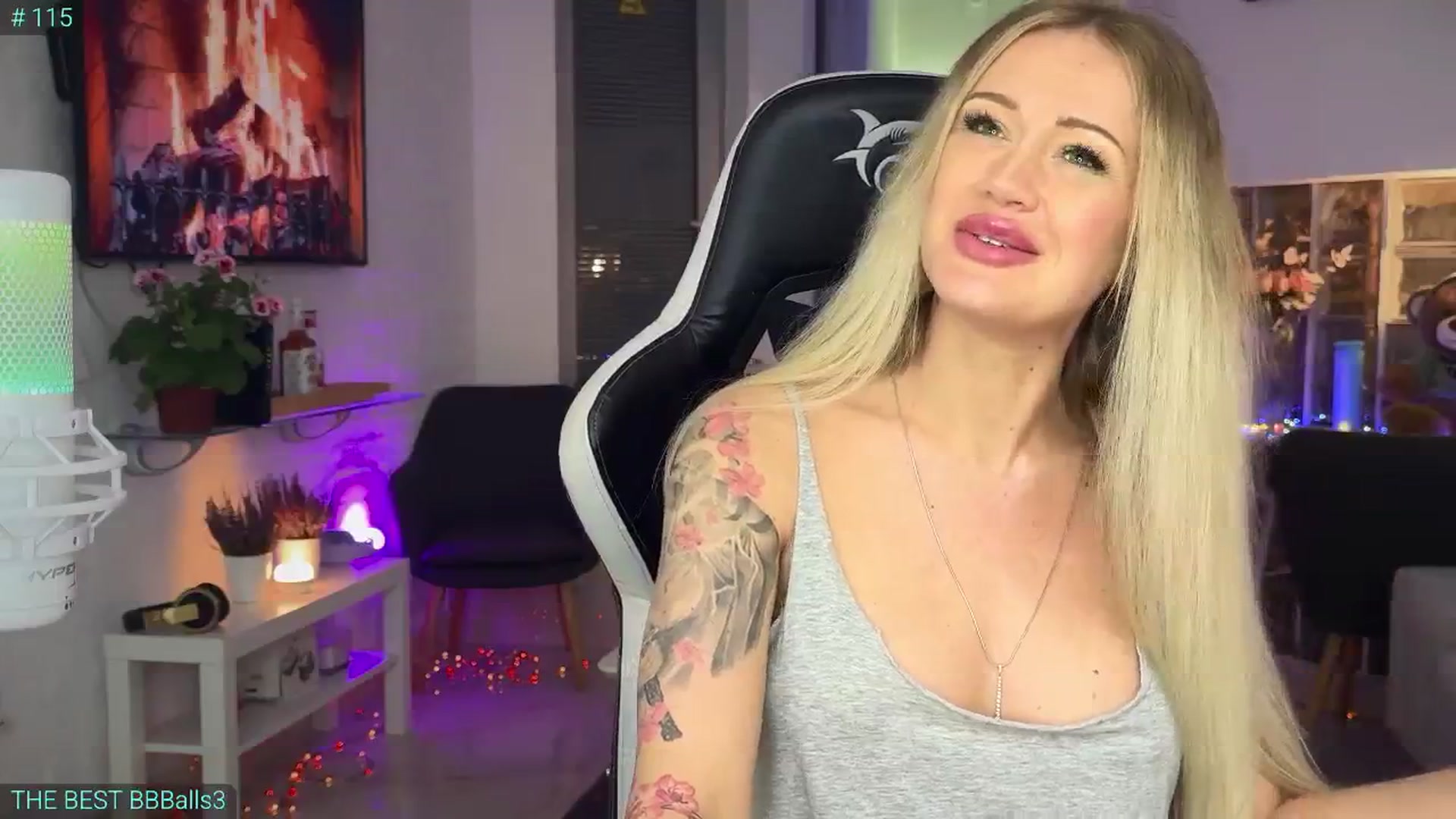 Gallery image thumbnail from AlexiAngel's myfreecams stream on, 05/05/2025, 07:18 image 12 of 20