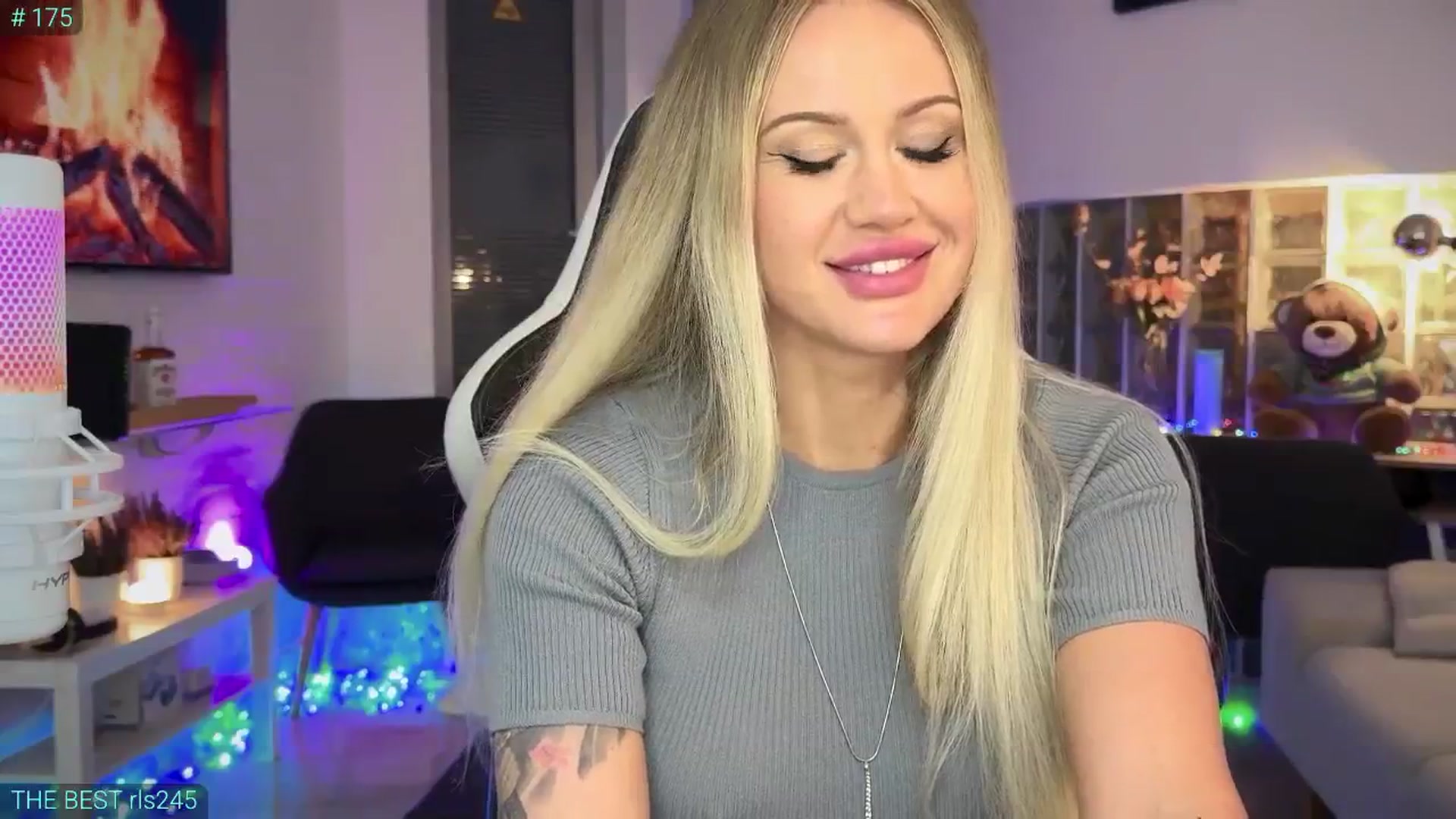 Gallery image thumbnail from AlexiAngel's myfreecams stream on, 05/09/2025, 16:42 image 19 of 20