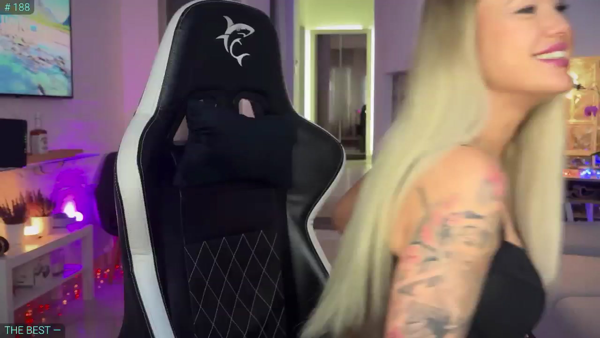 Gallery image thumbnail from AlexiAngel's myfreecams stream on, 05/15/2025, 16:07 image 7 of 20