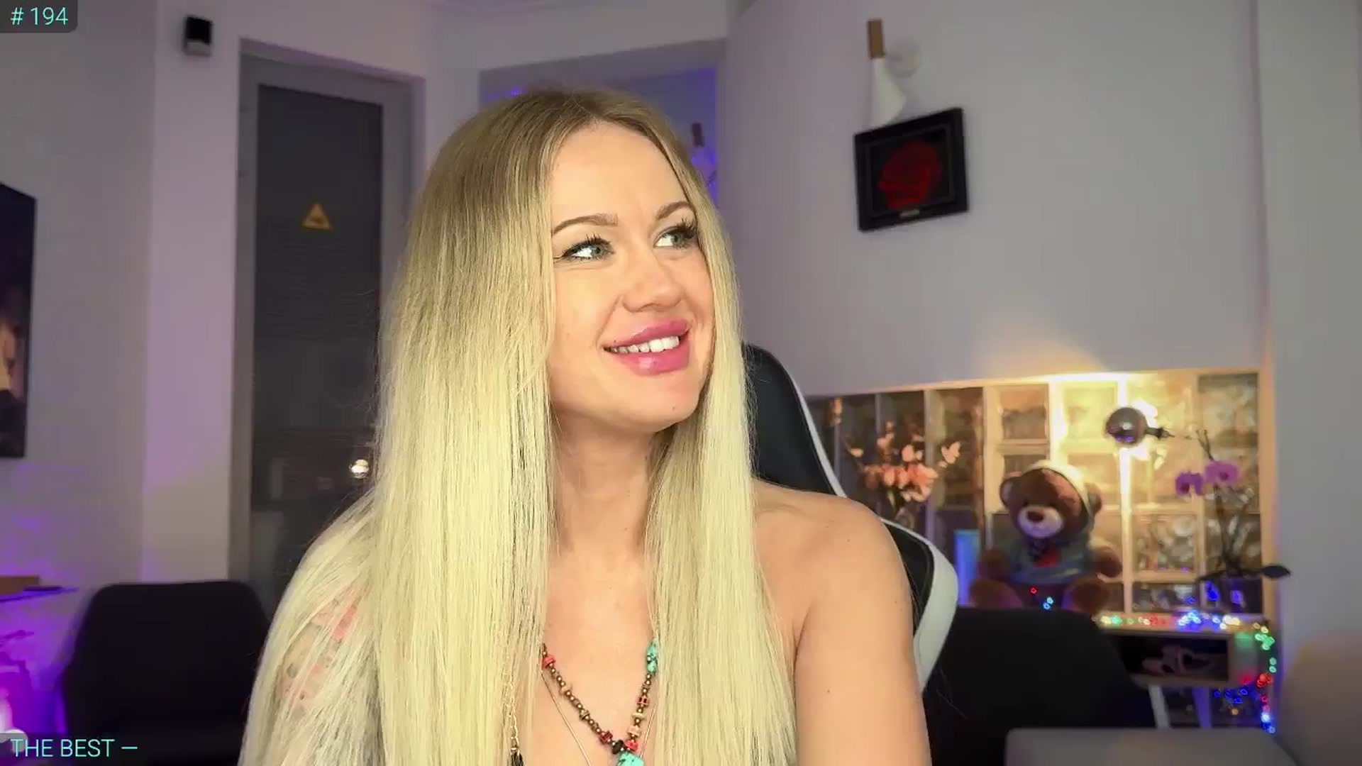 Gallery image thumbnail from AlexiAngel's myfreecams stream on, 05/16/2025, 06:45 image 15 of 20
