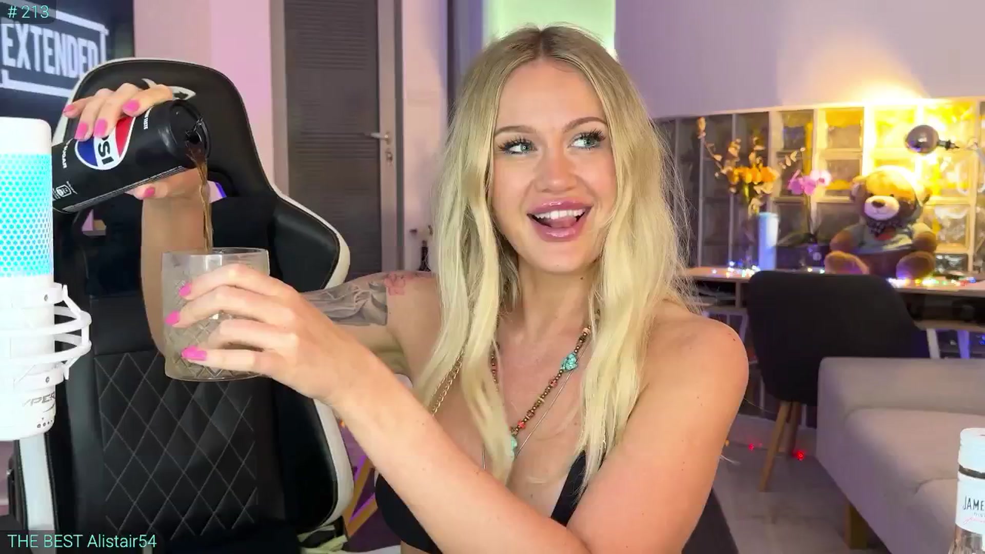 Gallery image thumbnail from AlexiAngel's myfreecams stream on, 06/07/2025, 17:52 image 10 of 20