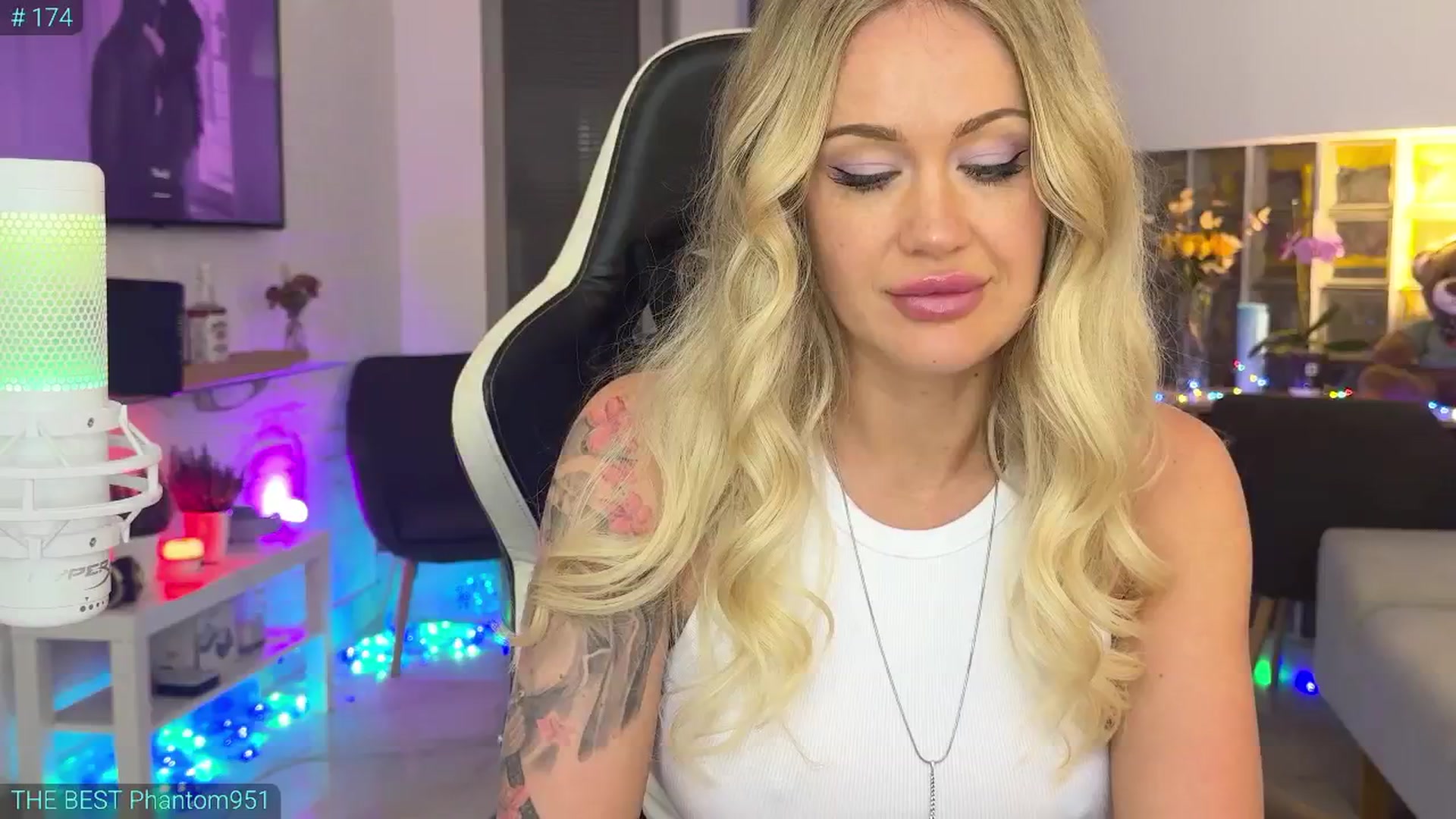 Gallery image thumbnail from AlexiAngel's myfreecams stream on, 06/11/2025, 06:37 image 19 of 20