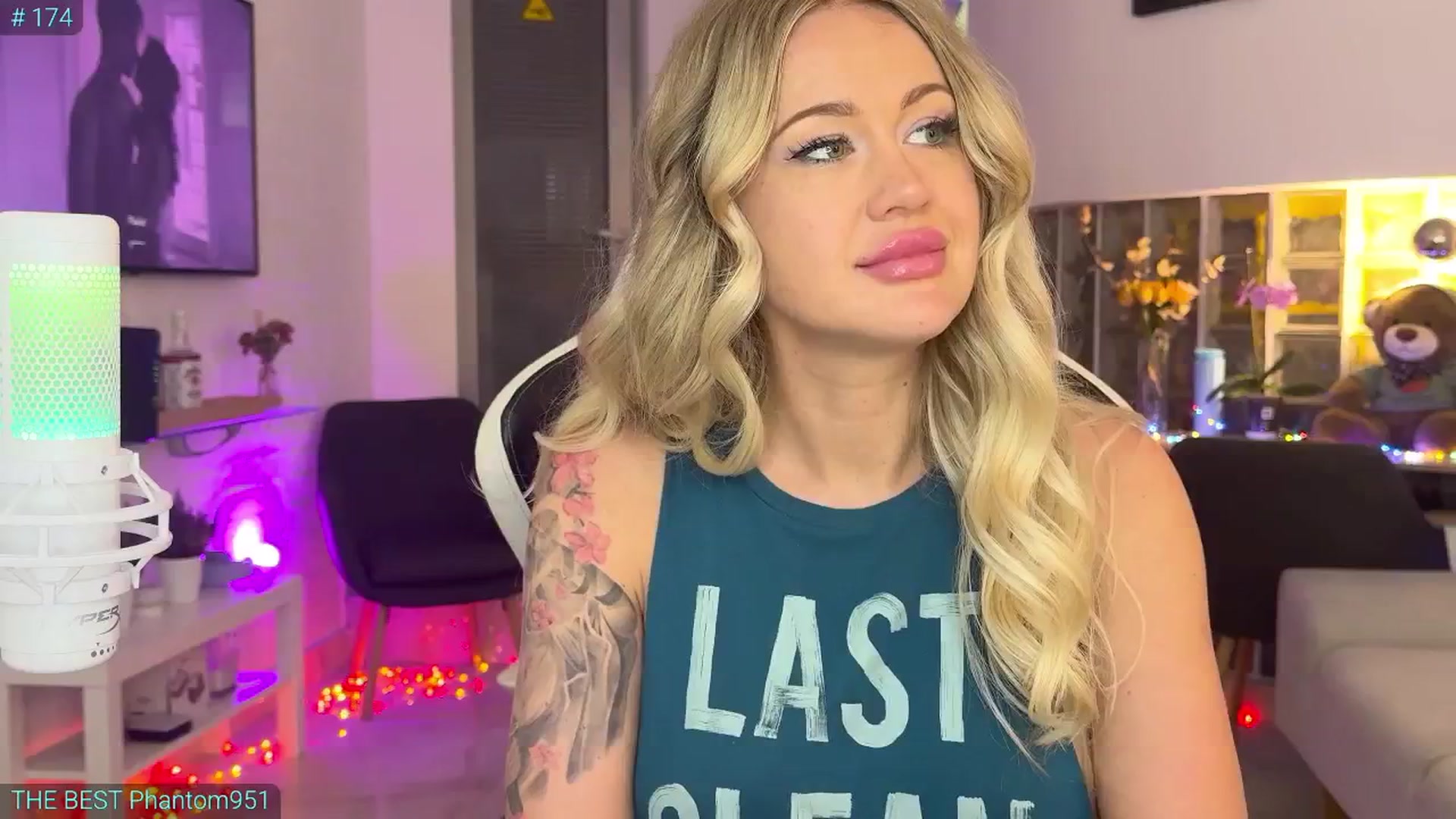 Gallery image thumbnail from AlexiAngel's myfreecams stream on, 06/11/2025, 06:37 image 10 of 20
