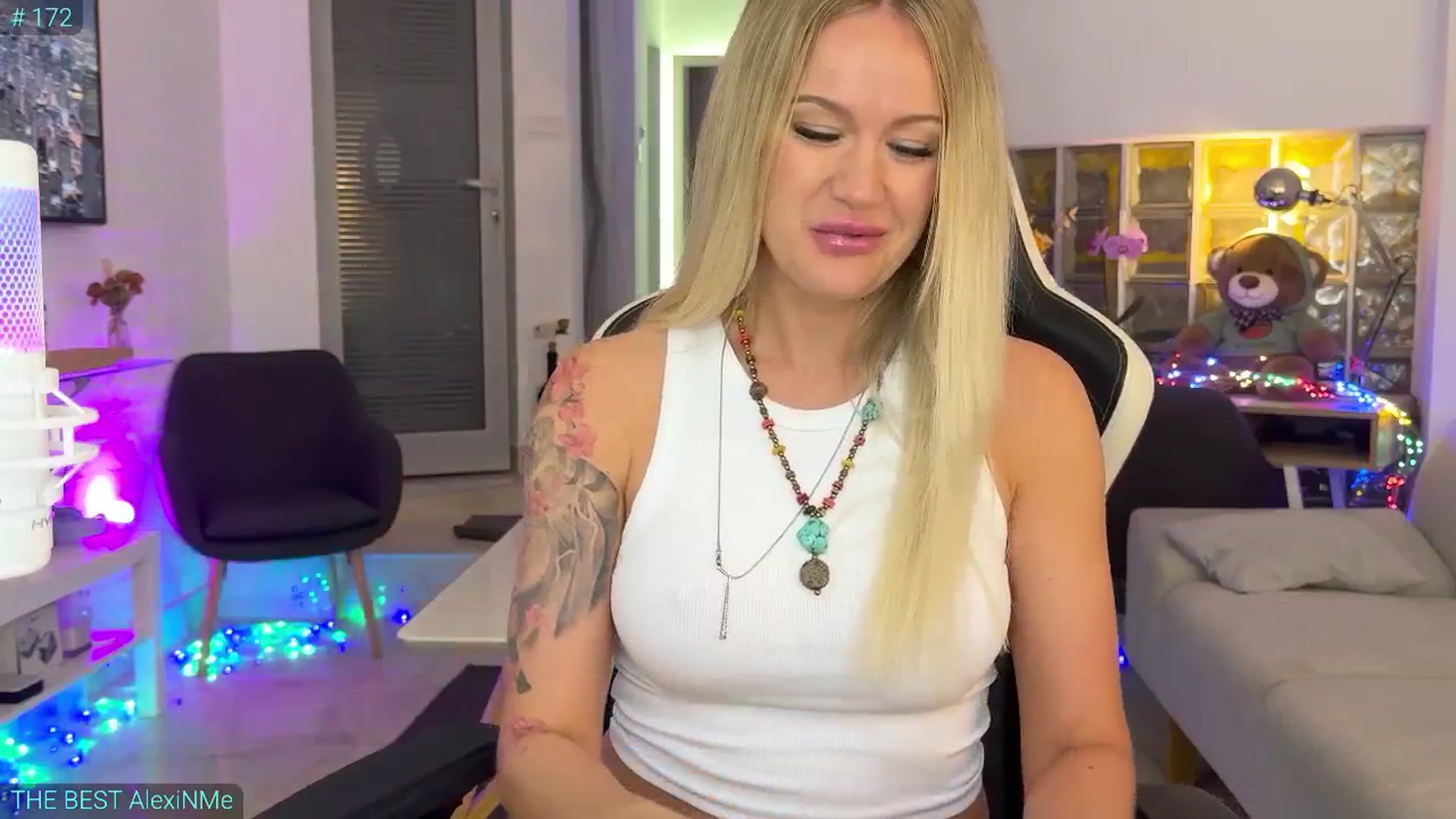 Gallery image thumbnail from AlexiAngel's myfreecams stream on, 06/15/2025, 05:55 image 18 of 20
