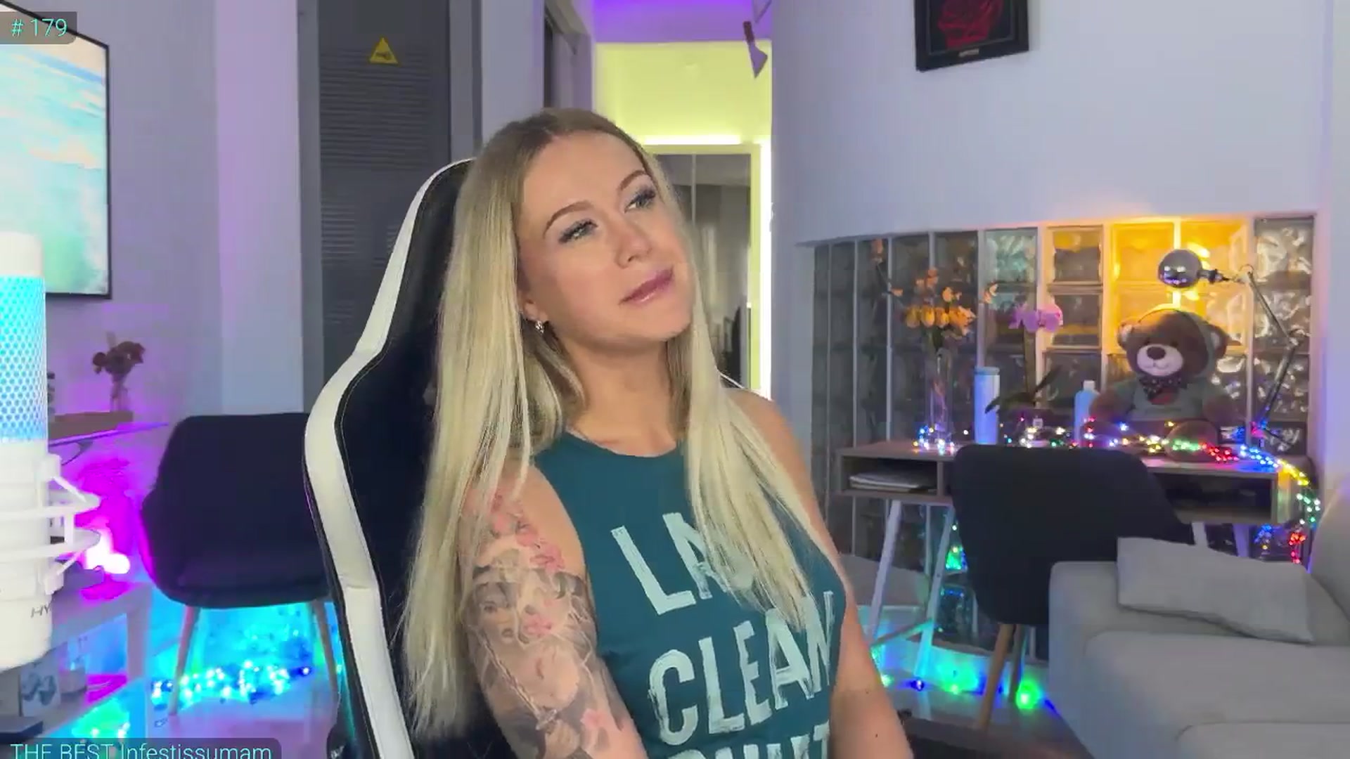 Gallery image thumbnail from AlexiAngel's myfreecams stream on, 06/15/2025, 18:12 image 3 of 20