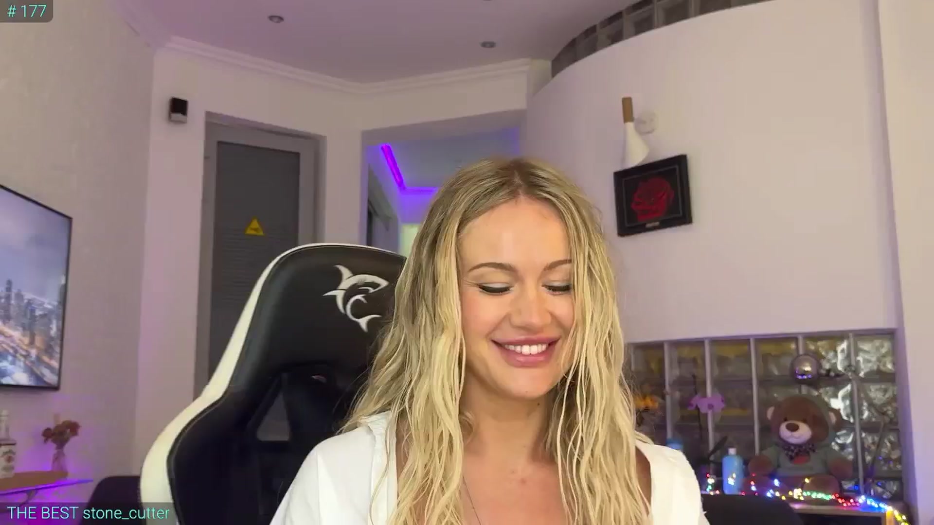 Gallery image thumbnail from AlexiAngel's myfreecams stream on, 06/22/2025, 07:05 image 12 of 20
