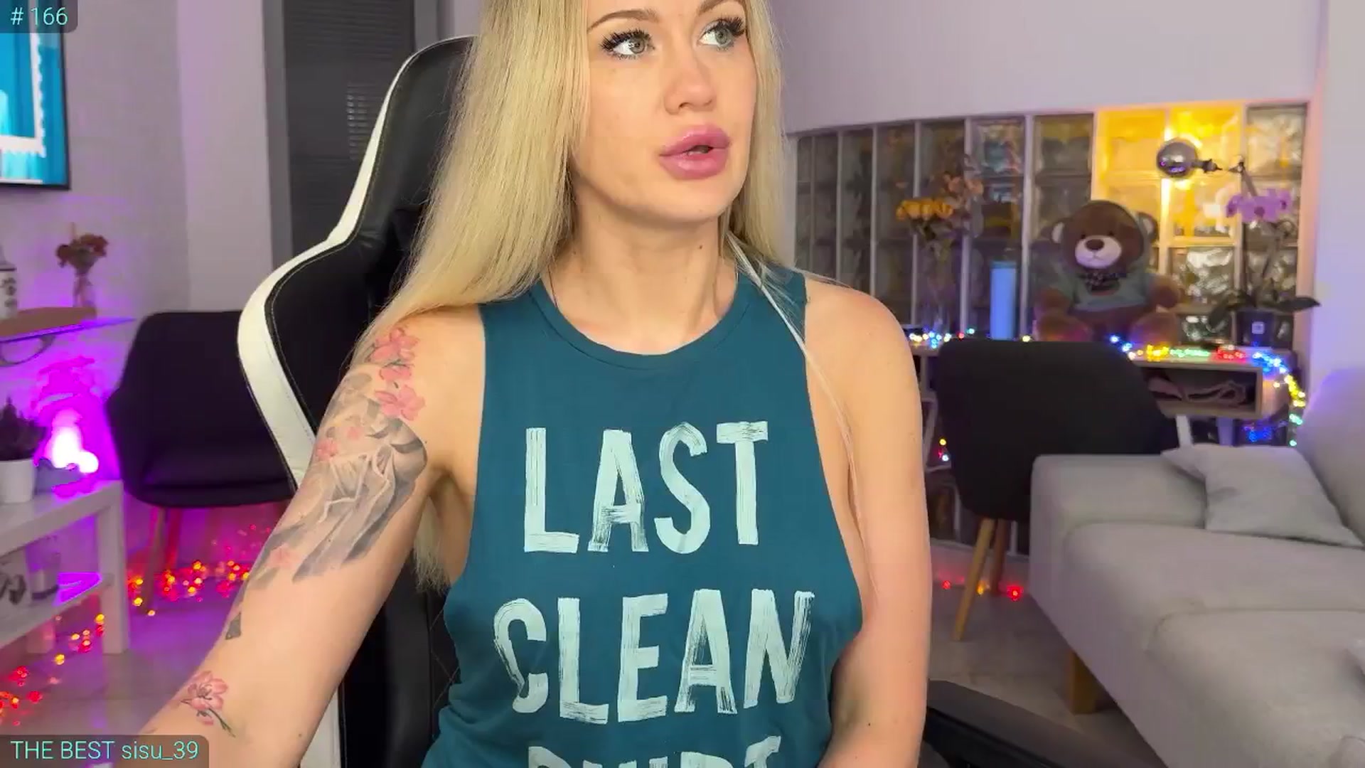 Gallery image thumbnail from AlexiAngel's myfreecams stream on, 06/26/2025, 06:59 image 15 of 20