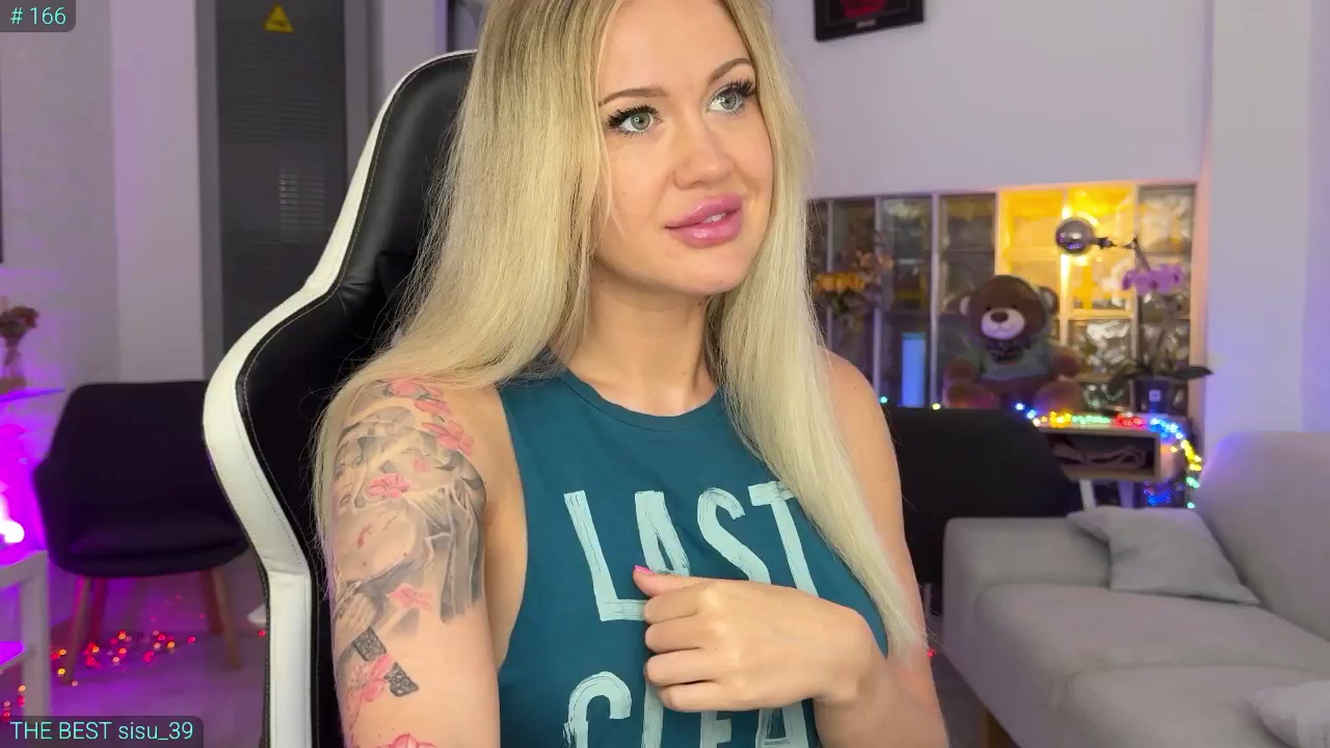 Gallery image thumbnail from AlexiAngel's myfreecams stream on, 06/26/2025, 06:59 image 12 of 20