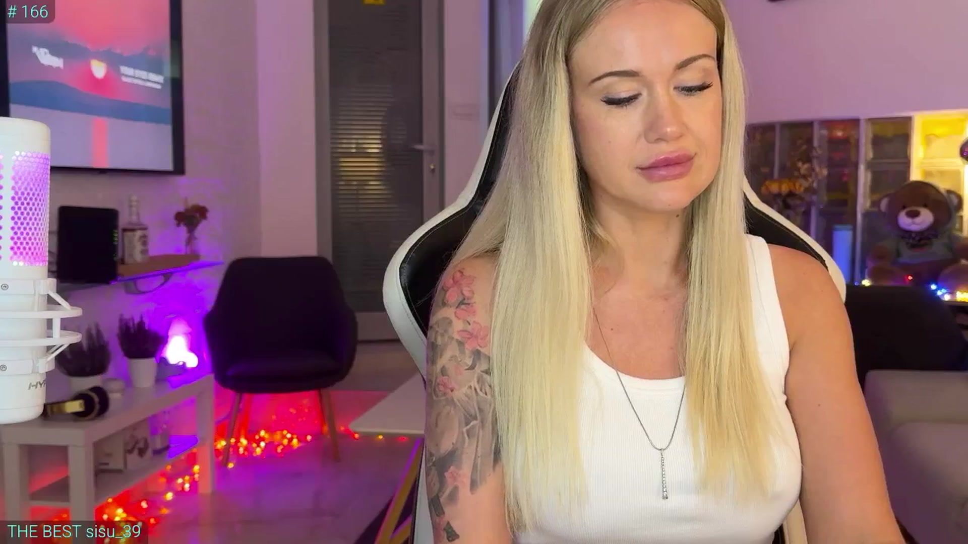 Gallery image thumbnail from AlexiAngel's myfreecams stream on, 06/26/2025, 19:01 image 13 of 20