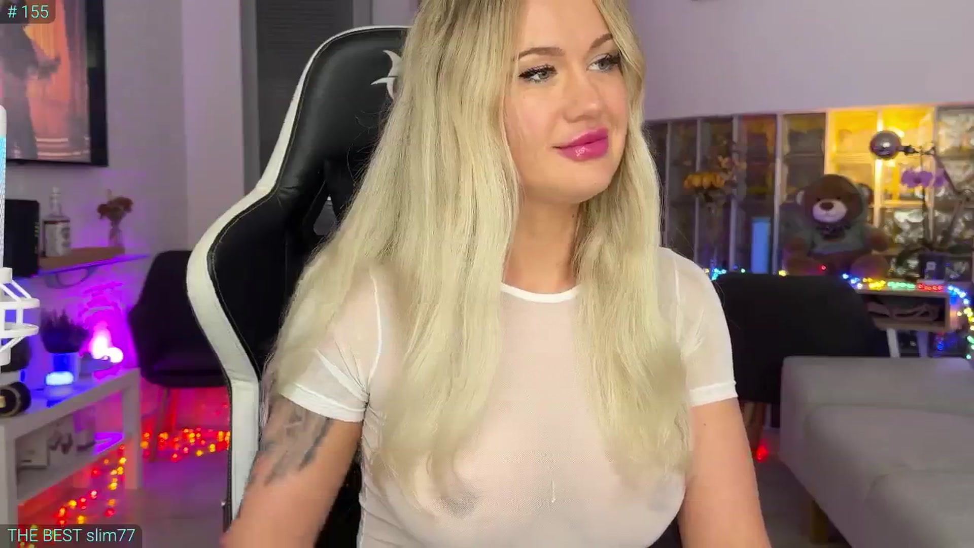 Gallery image thumbnail from AlexiAngel's myfreecams stream on, 06/27/2025, 18:38 image 3 of 20