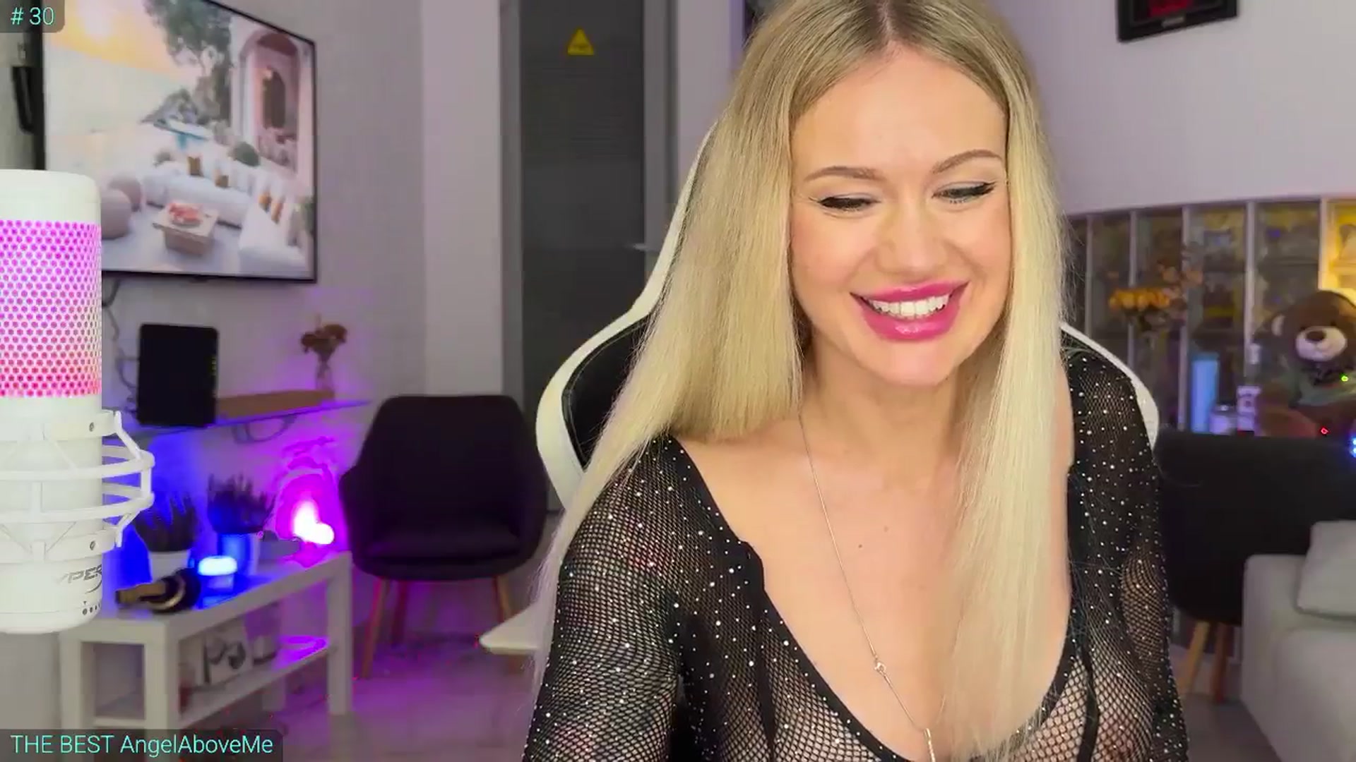 Gallery image thumbnail from AlexiAngel's myfreecams stream on, 07/05/2025, 06:54 image 18 of 20