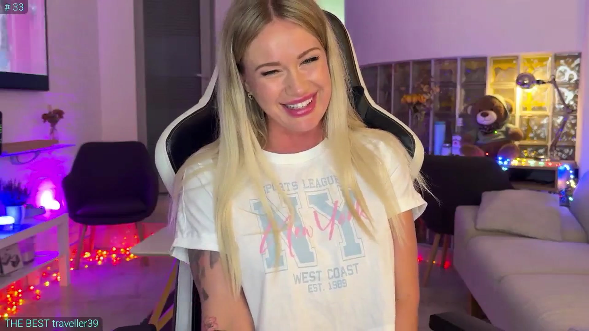 Gallery image thumbnail from AlexiAngel's myfreecams stream on, 07/05/2025, 18:57 image 12 of 20