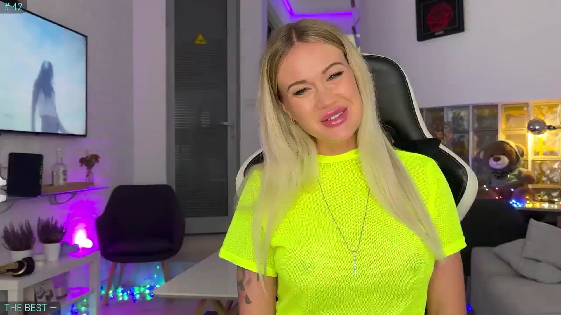 Gallery image thumbnail from AlexiAngel's myfreecams stream on, 07/08/2025, 17:04 image 4 of 20