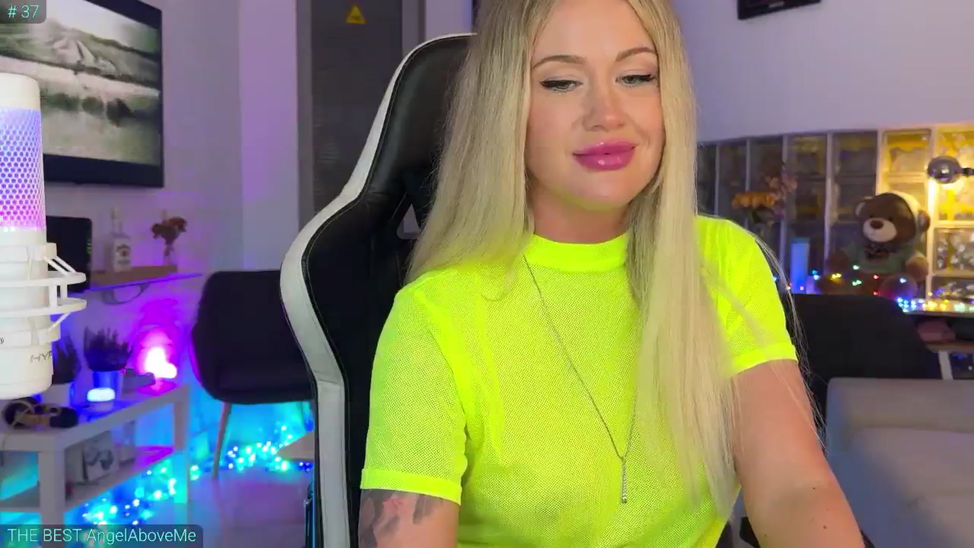 Gallery image thumbnail from AlexiAngel's myfreecams stream on, 07/10/2025, 18:02 image 7 of 20
