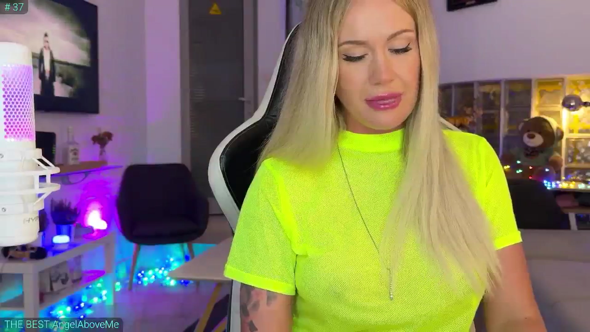 Gallery image thumbnail from AlexiAngel's myfreecams stream on, 07/10/2025, 18:02 image 6 of 20