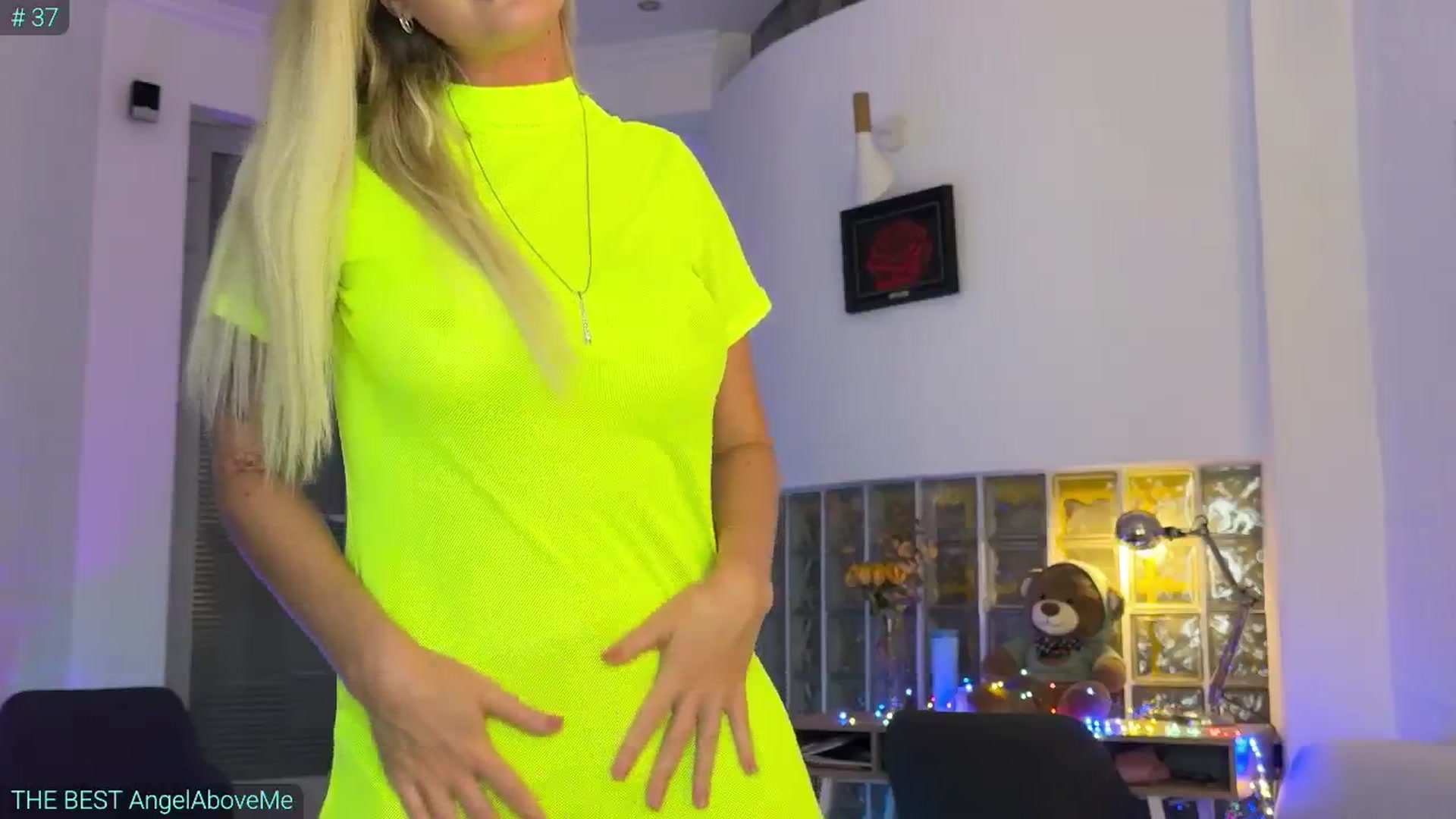 Gallery image thumbnail from AlexiAngel's myfreecams stream on, 07/10/2025, 18:02 image 13 of 20