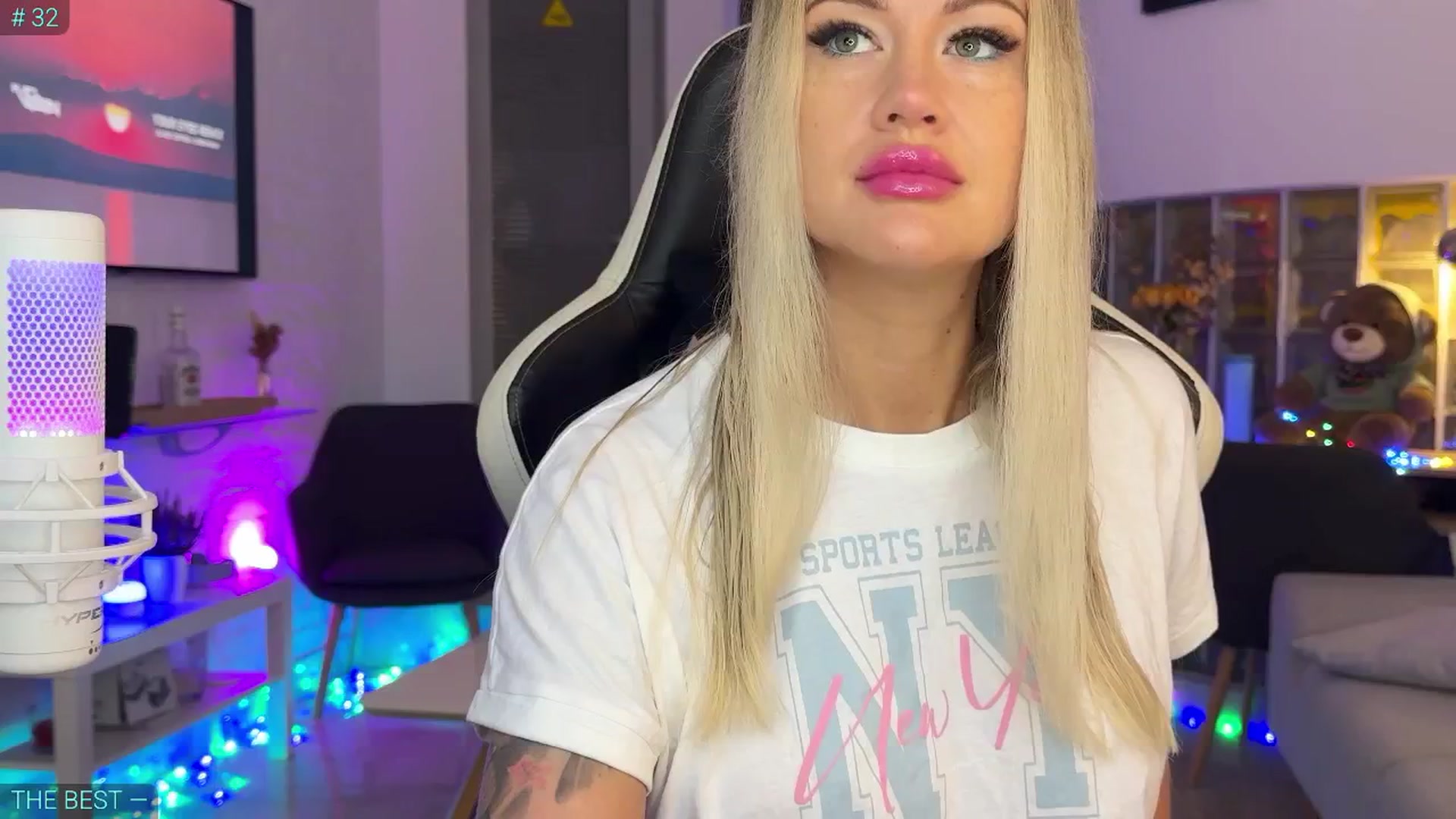 Gallery image thumbnail from AlexiAngel's myfreecams stream on, 07/24/2025, 07:11 image 2 of 20
