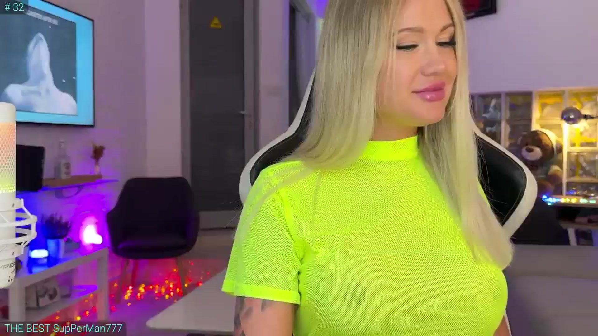 Gallery image thumbnail from AlexiAngel's myfreecams stream on, 07/25/2025, 16:52 image 13 of 20