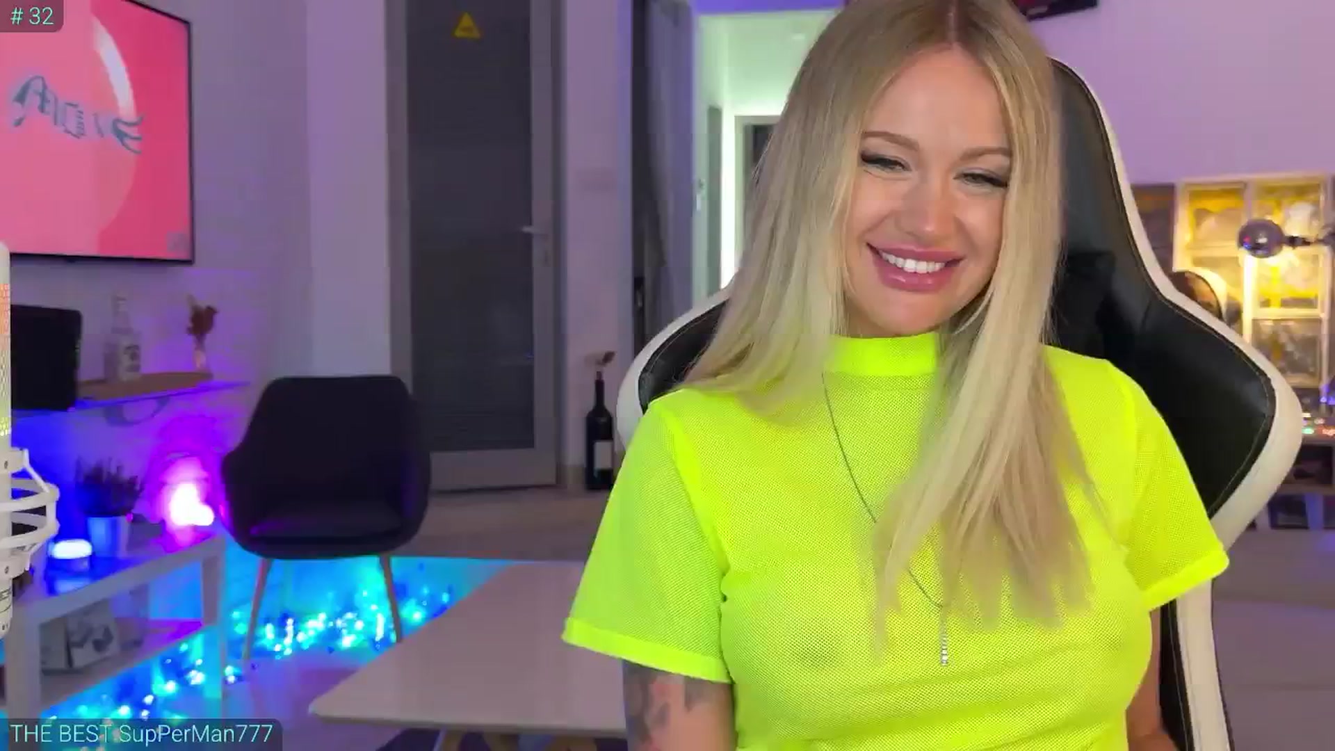Gallery image thumbnail from AlexiAngel's myfreecams stream on, 07/25/2025, 17:51 image 15 of 20
