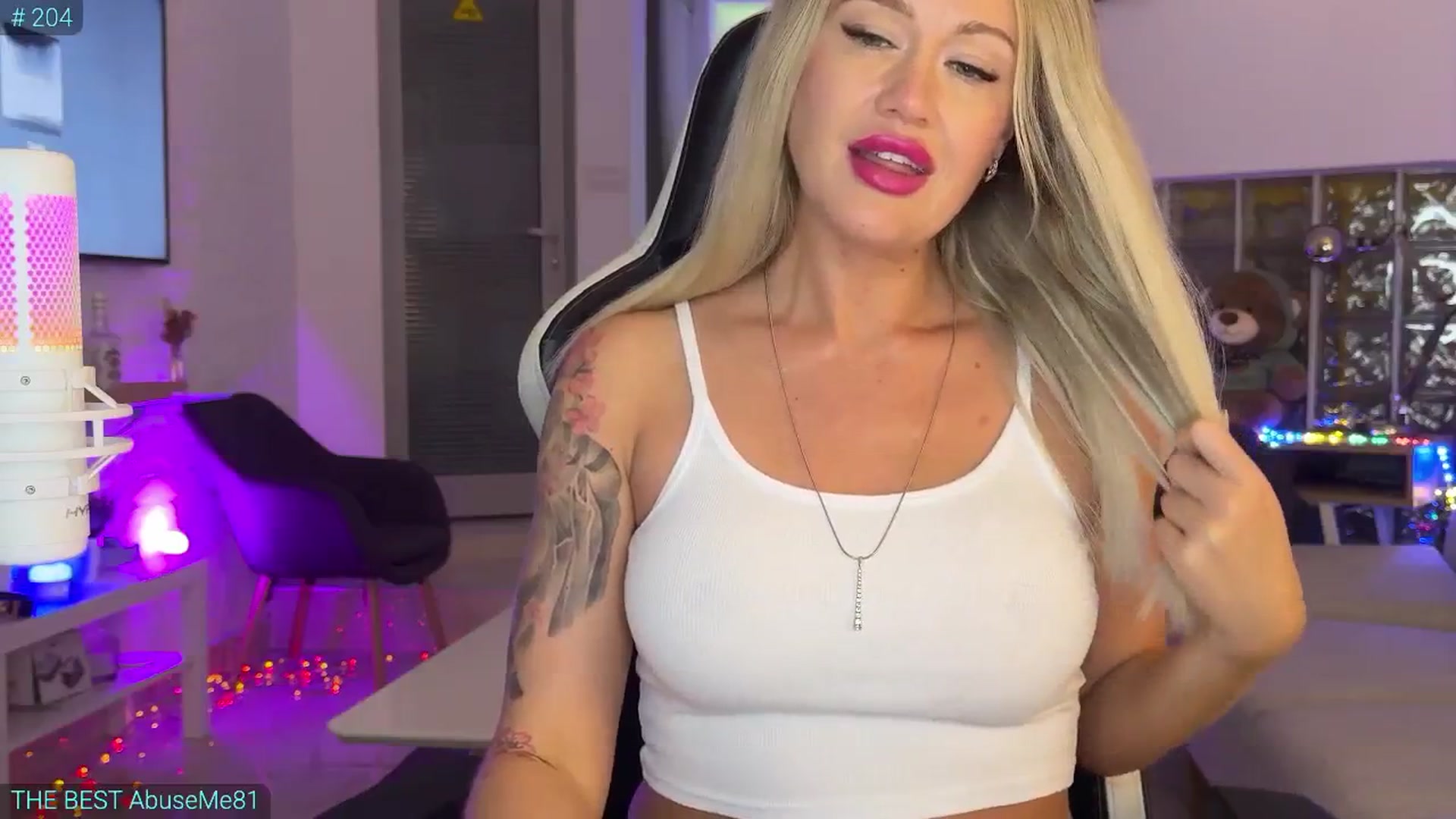 Gallery image thumbnail from AlexiAngel's myfreecams stream on, 08/03/2025, 18:24 image 14 of 20