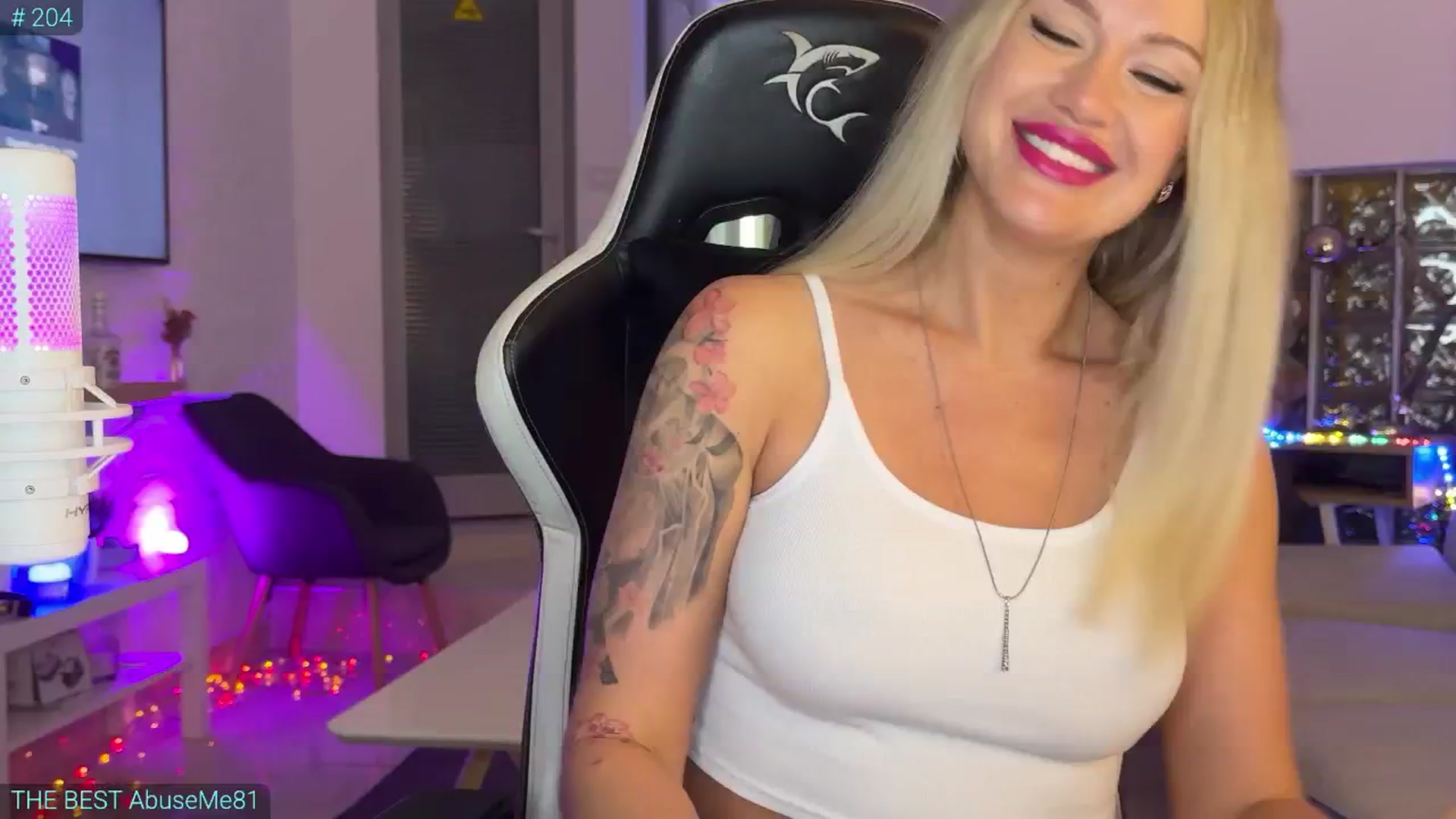 Gallery image thumbnail from AlexiAngel's myfreecams stream on, 08/03/2025, 18:24 image 10 of 20