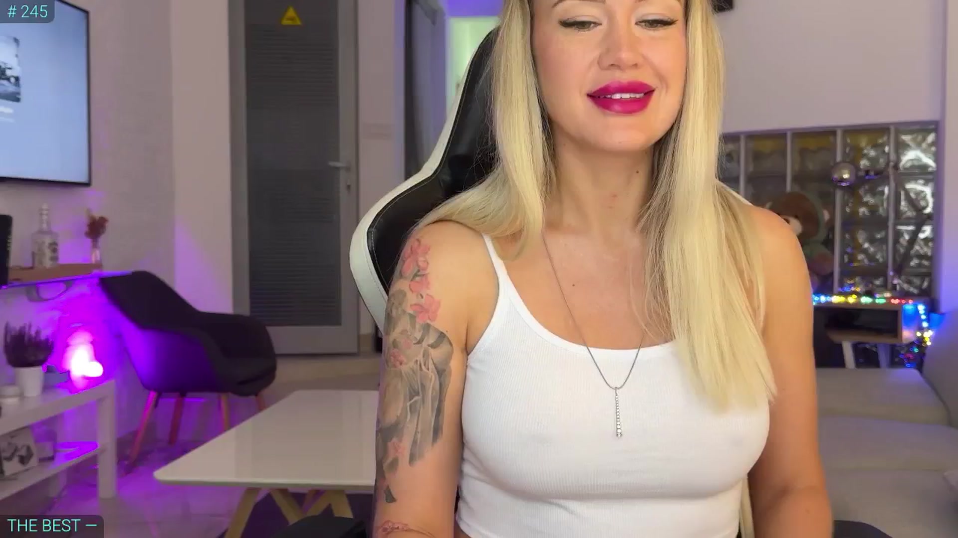 Gallery image thumbnail from AlexiAngel's myfreecams stream on, 08/04/2025, 05:11 image 9 of 20