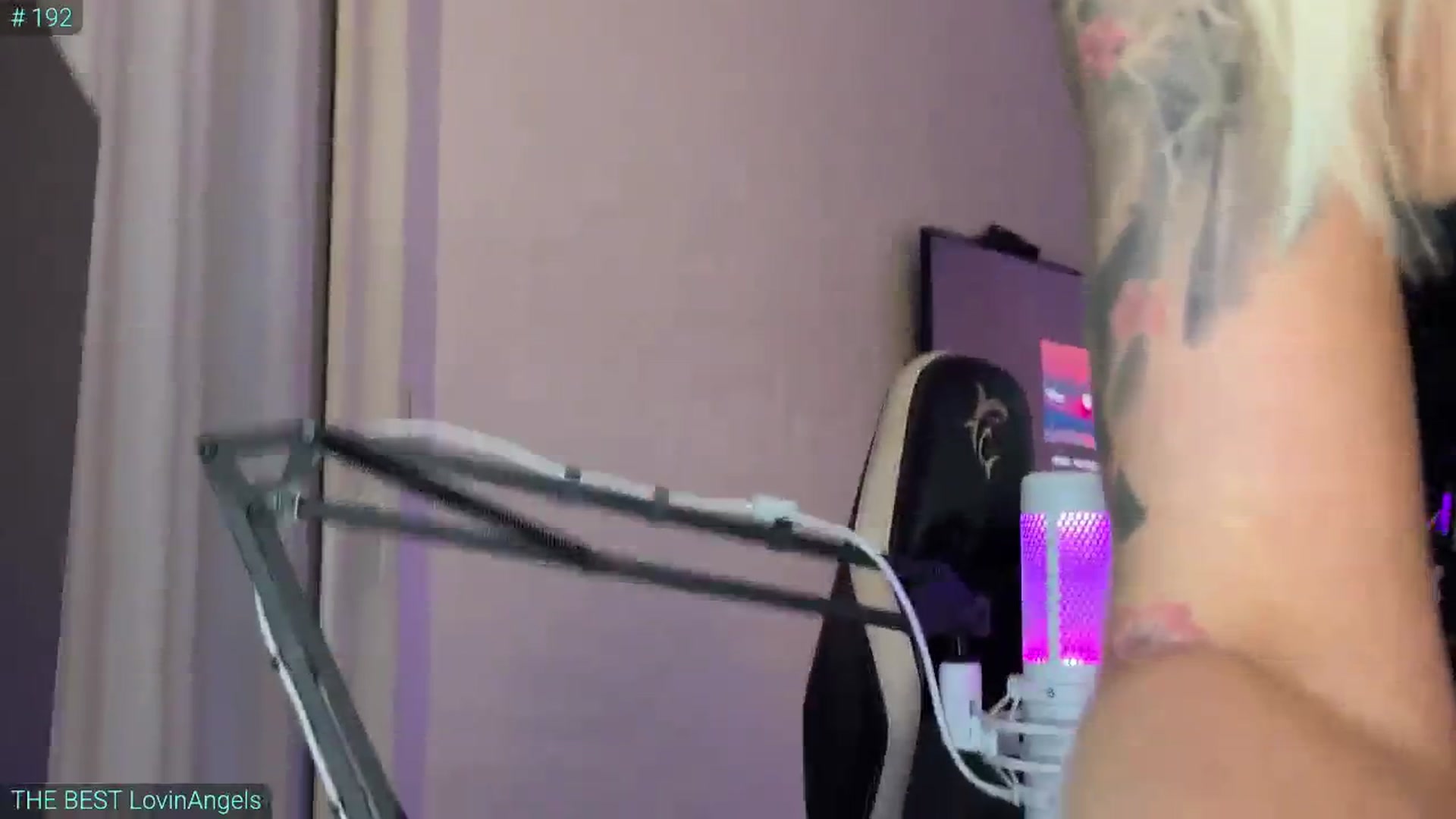 Gallery image thumbnail from AlexiAngel's myfreecams stream on, 08/15/2025, 18:06 image 15 of 20