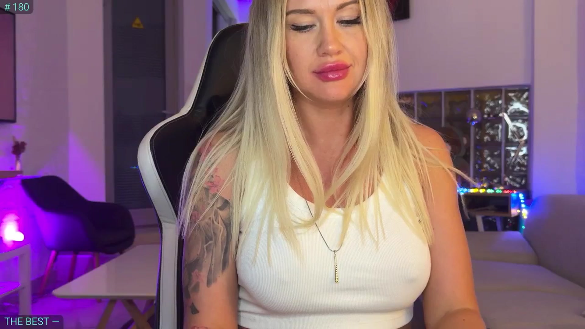 Gallery image thumbnail from AlexiAngel's myfreecams stream on, 08/16/2025, 18:04 image 11 of 20