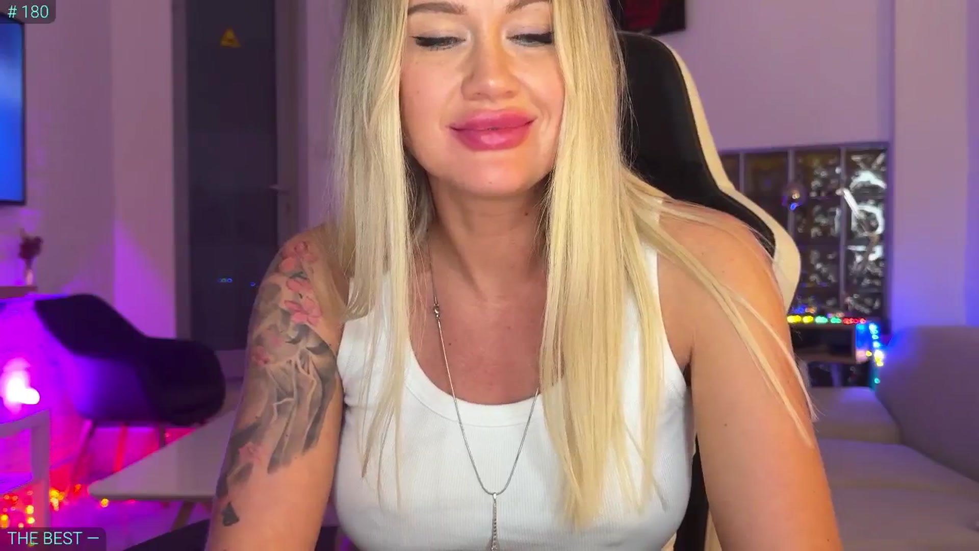 Gallery image thumbnail from AlexiAngel's myfreecams stream on, 08/16/2025, 18:04 image 20 of 20
