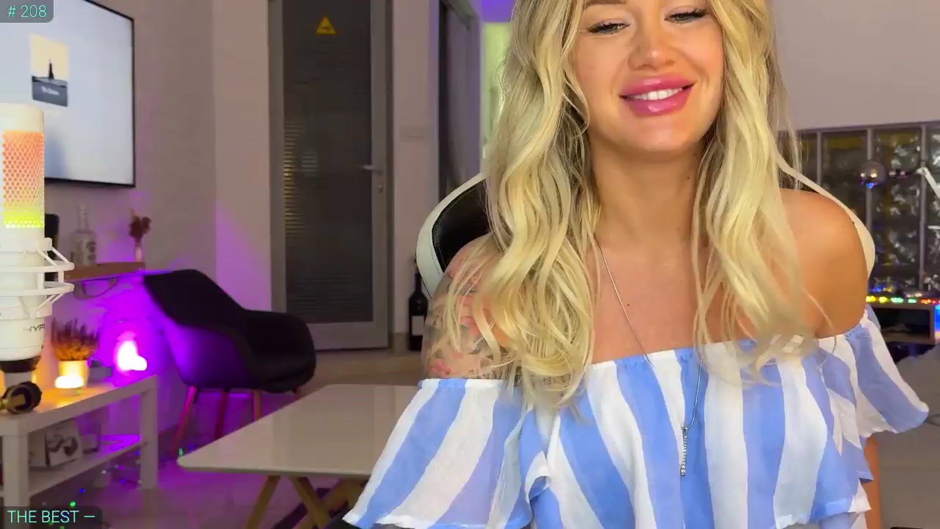 Gallery image thumbnail from AlexiAngel's myfreecams stream on, 08/20/2025, 18:09 image 2 of 20