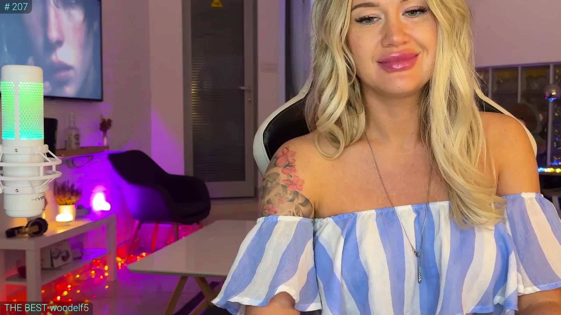 Gallery image thumbnail from AlexiAngel's myfreecams stream on, 08/20/2025, 18:09 image 16 of 20