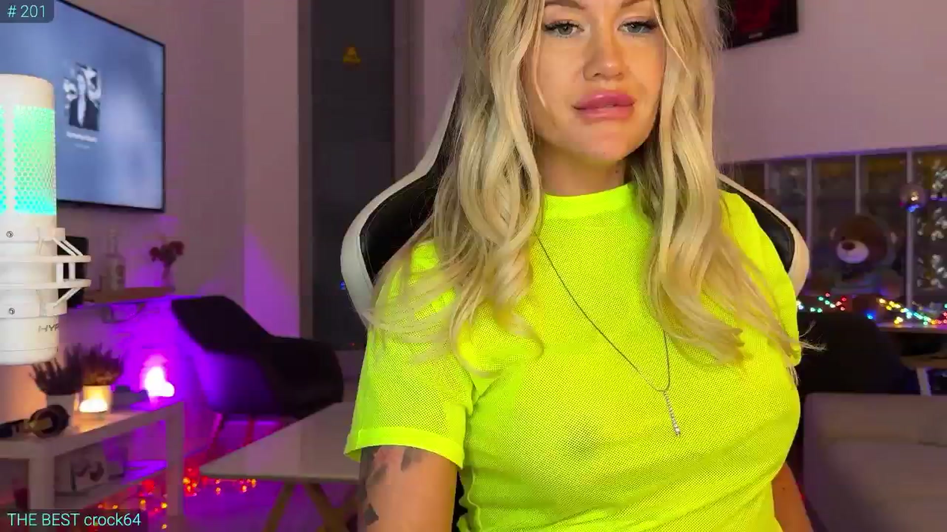Gallery image thumbnail from AlexiAngel's myfreecams stream on, 08/21/2025, 17:51 image 19 of 20