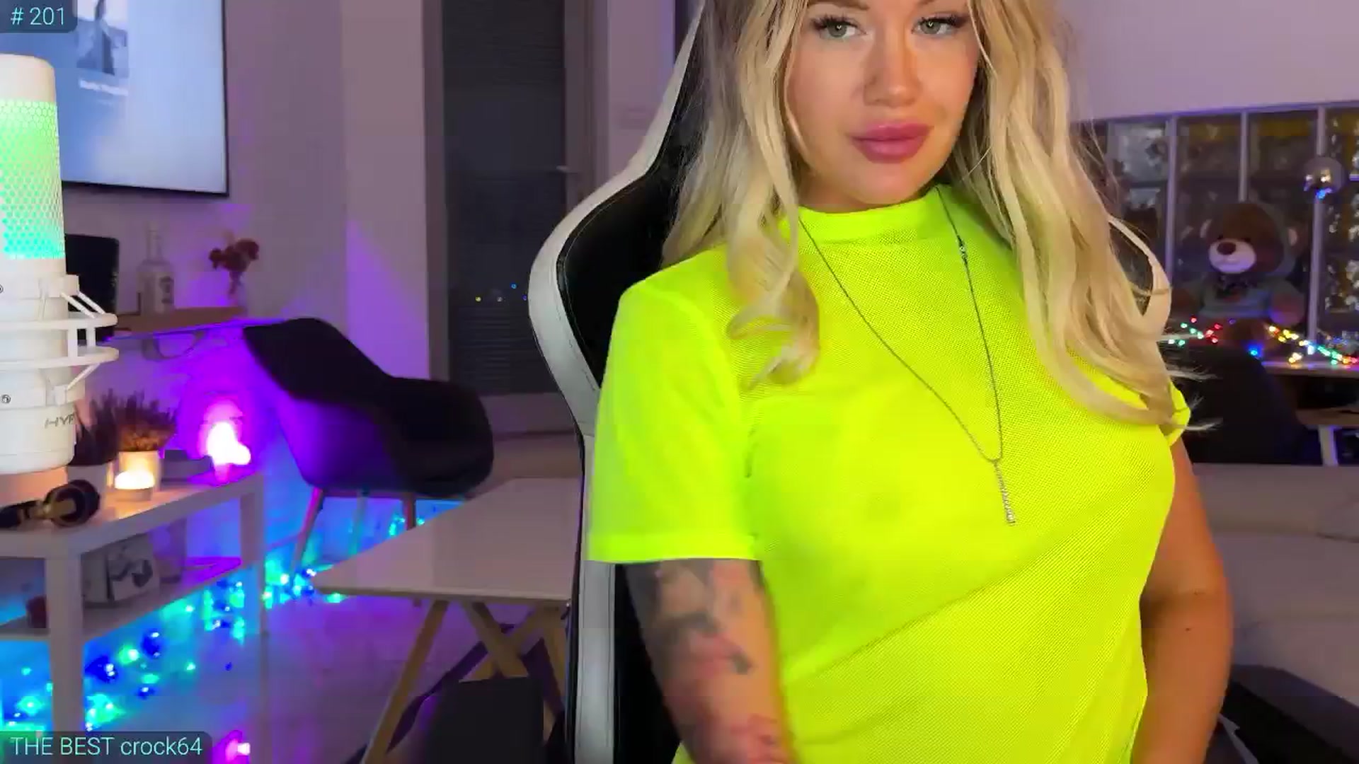 Gallery image thumbnail from AlexiAngel's myfreecams stream on, 08/21/2025, 17:51 image 7 of 20