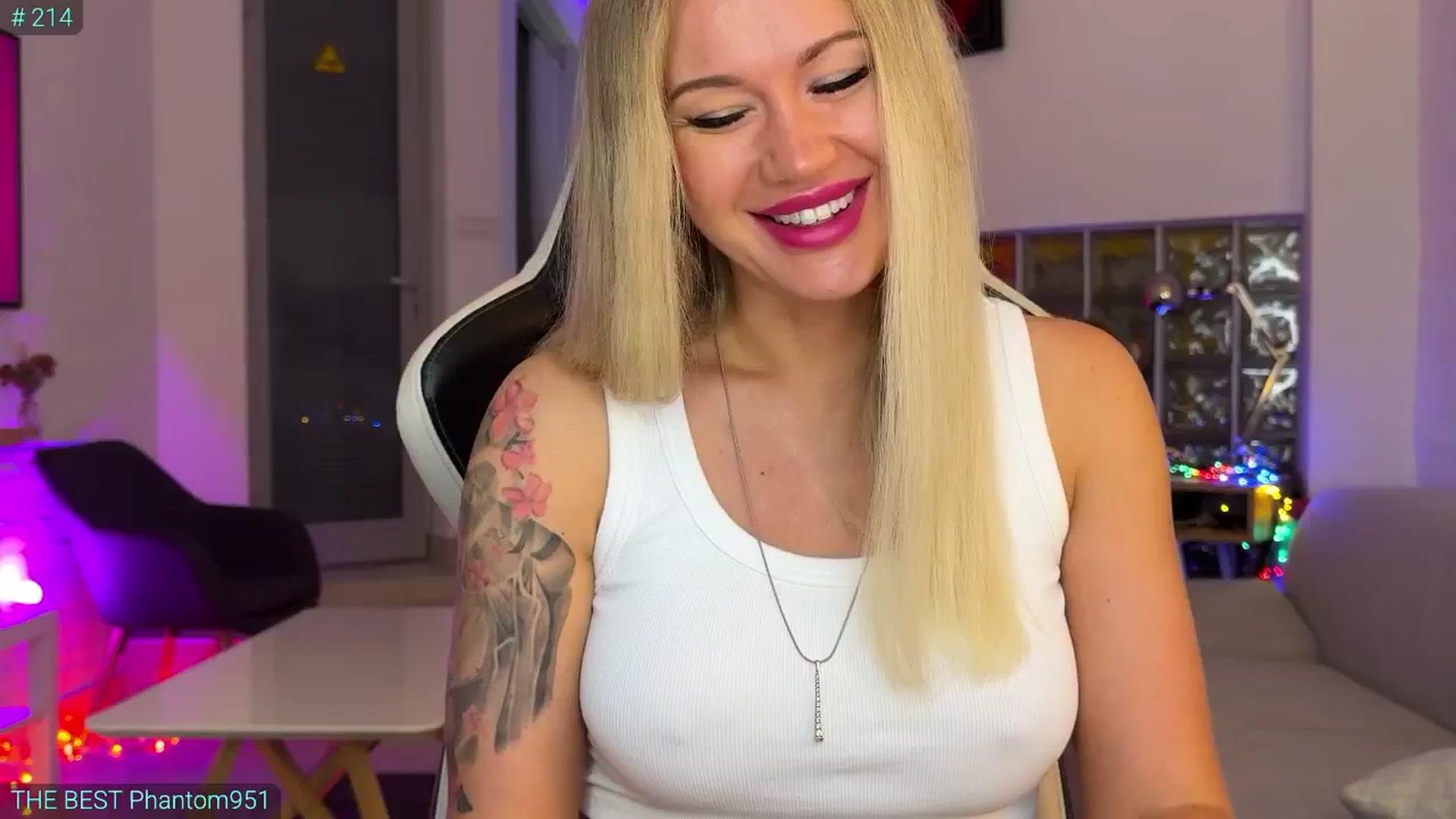 Gallery image thumbnail from AlexiAngel's myfreecams stream on, 08/23/2025, 05:08 image 18 of 20