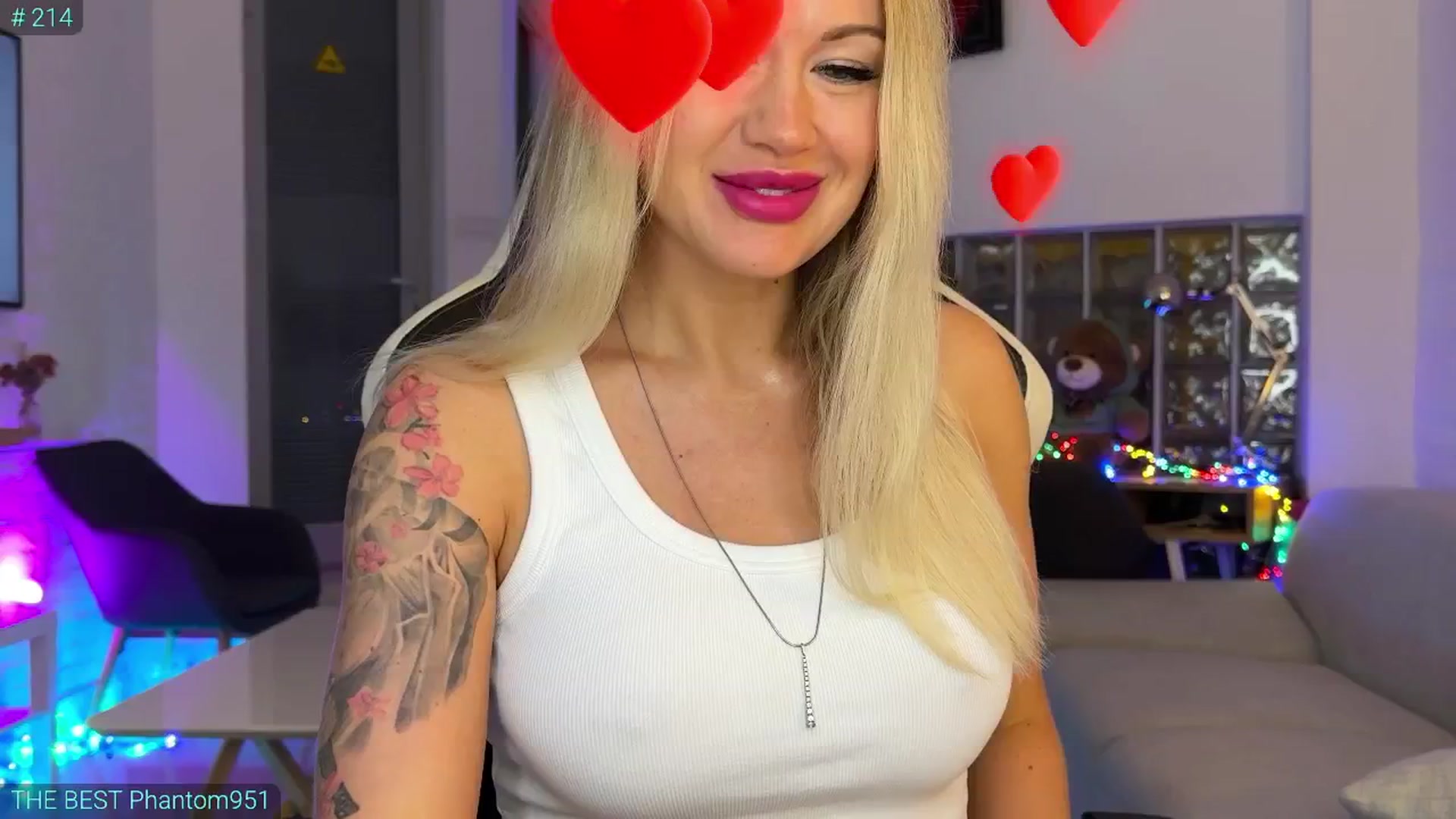 Gallery image thumbnail from AlexiAngel's myfreecams stream on, 08/23/2025, 05:08 image 1 of 20