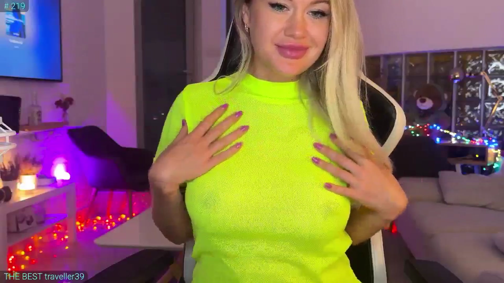 Gallery image thumbnail from AlexiAngel's myfreecams stream on, 08/23/2025, 18:32 image 10 of 20