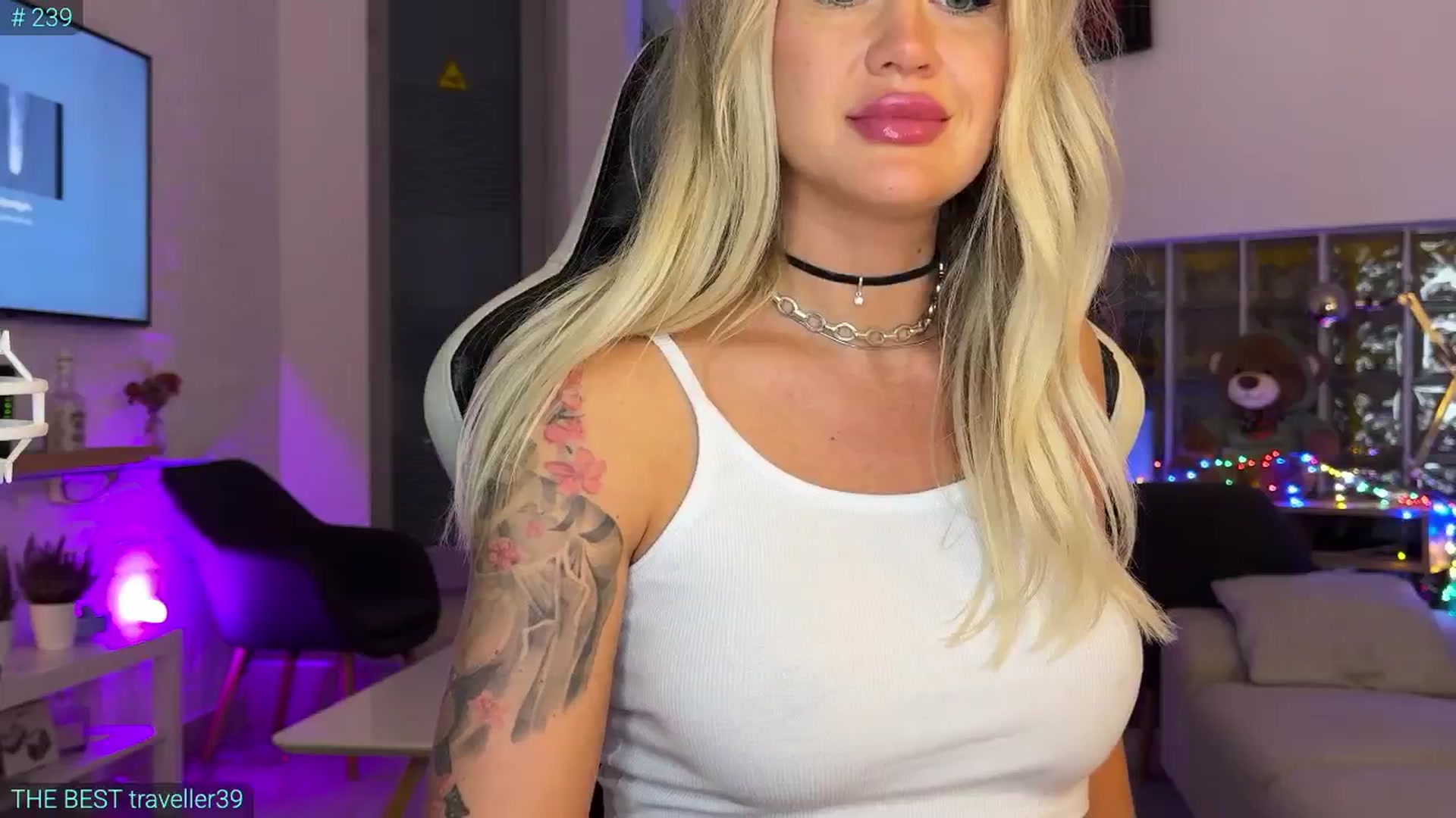Gallery image thumbnail from AlexiAngel's myfreecams stream on, 08/29/2025, 17:56 image 19 of 20