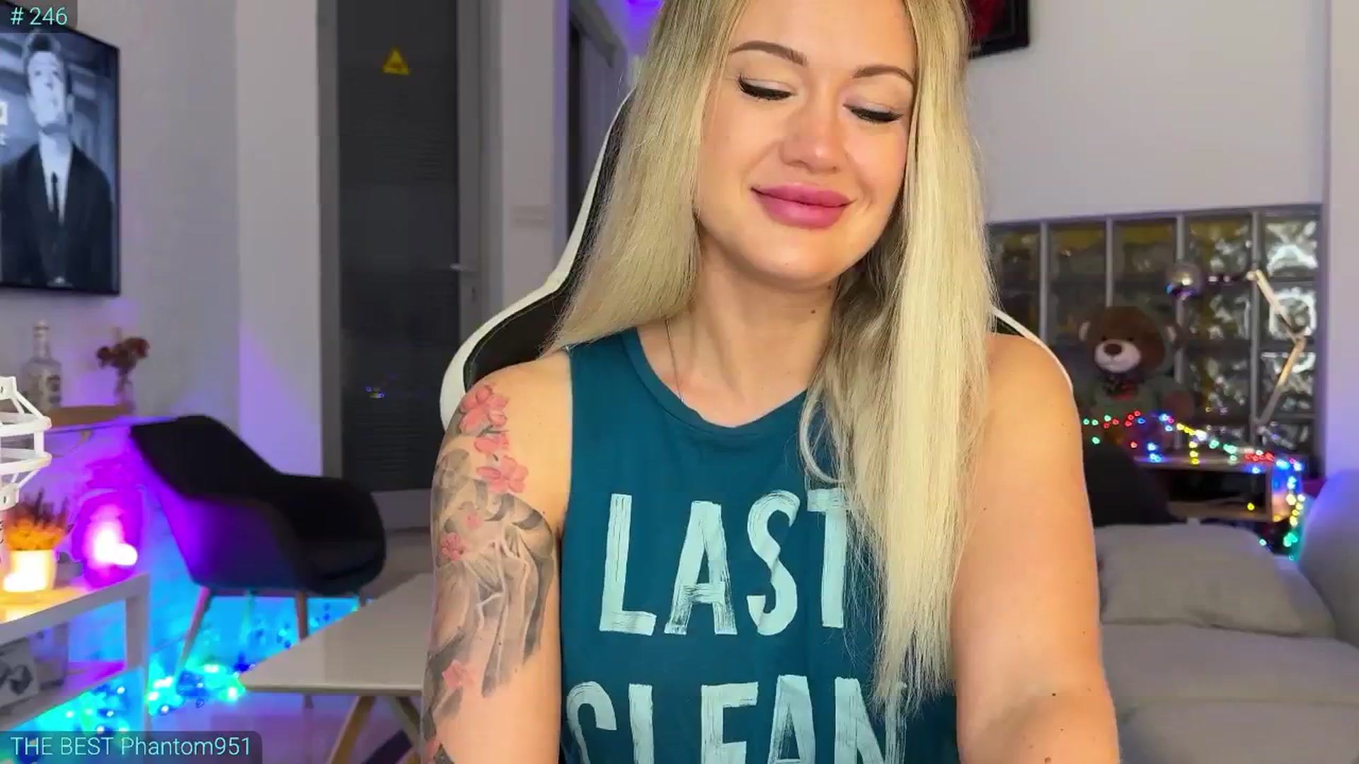 Gallery image thumbnail from AlexiAngel's myfreecams stream on, 08/30/2025, 06:19 image 10 of 20