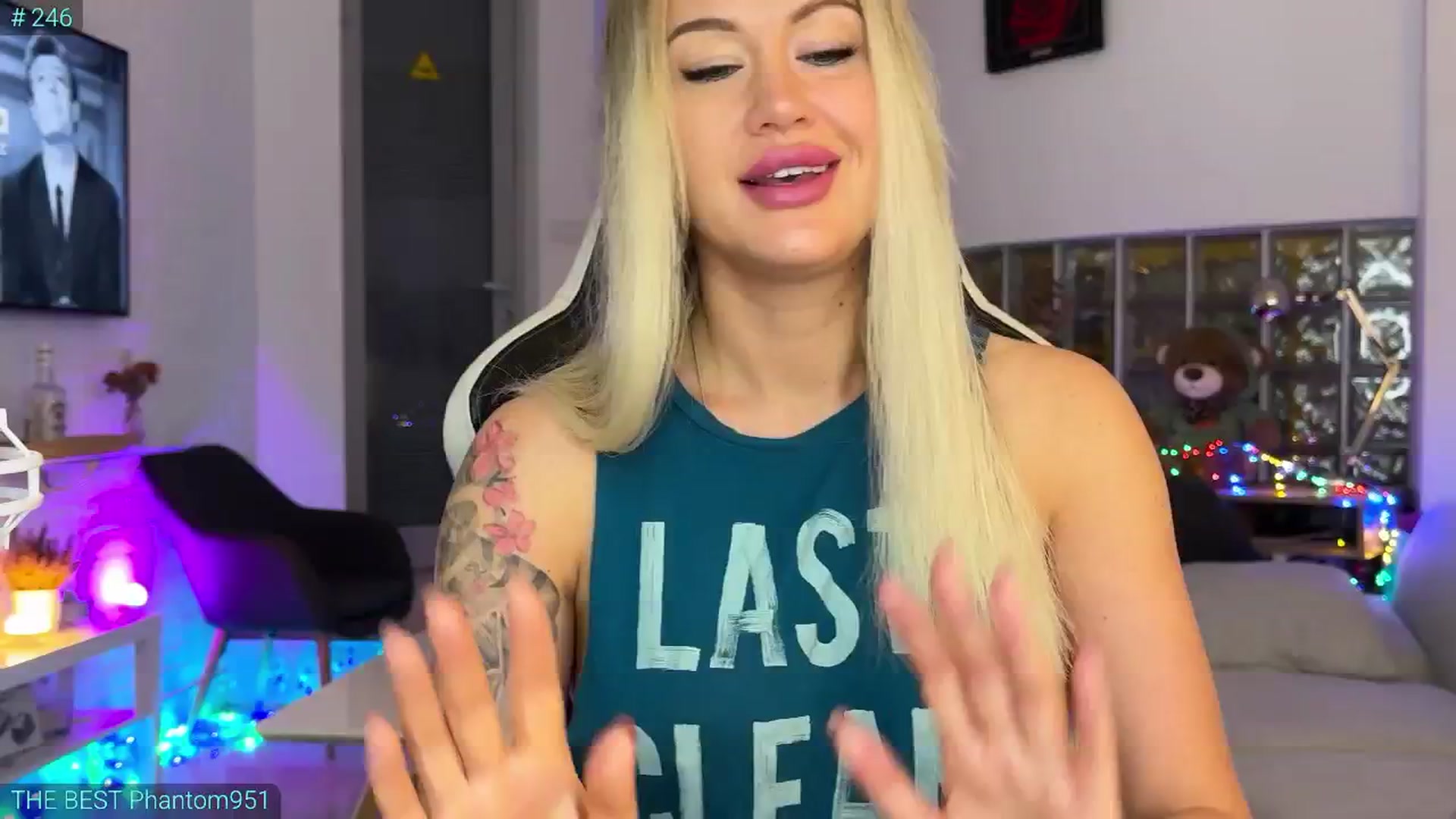 Gallery image thumbnail from AlexiAngel's myfreecams stream on, 08/30/2025, 06:19 image 4 of 20