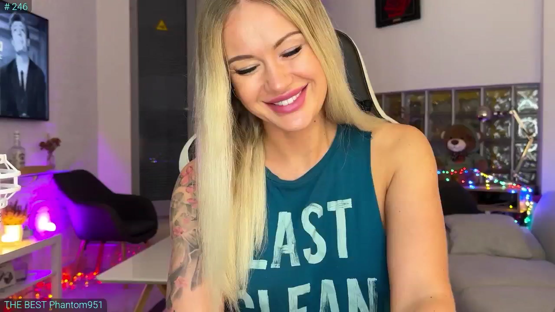 Gallery image thumbnail from AlexiAngel's myfreecams stream on, 08/30/2025, 06:19 image 8 of 20